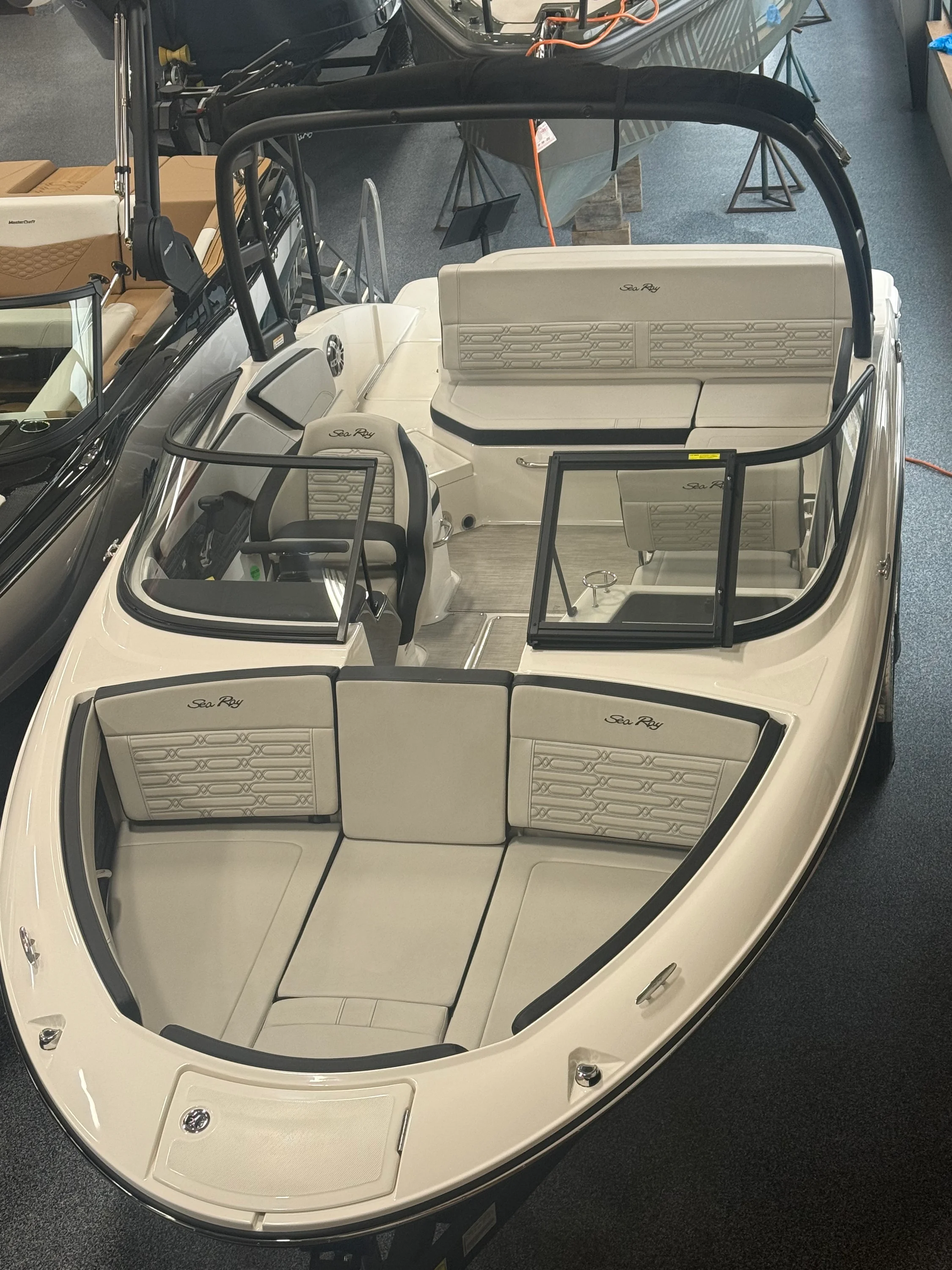 2024 Sea Ray SPX 210 Image Thumbnail #7