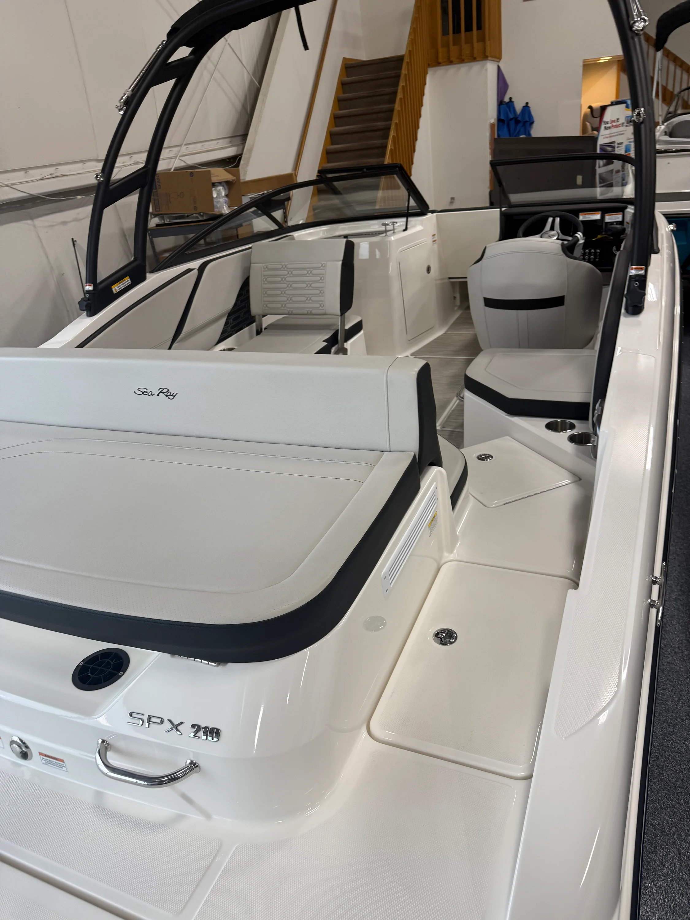 2024 Sea Ray SPX 210 Image Thumbnail #11