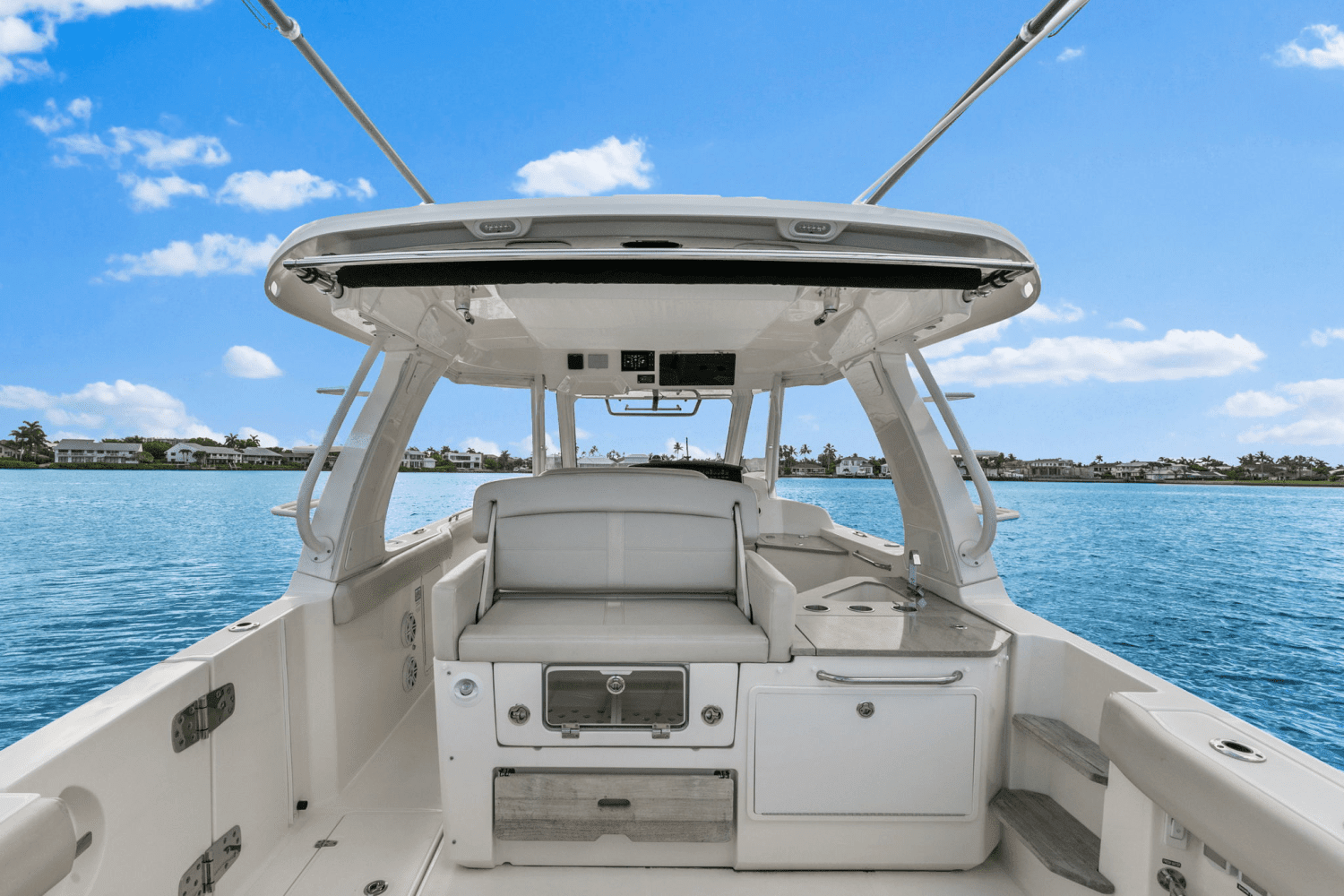 2018 Boston Whaler 350 Realm Image Thumbnail #34