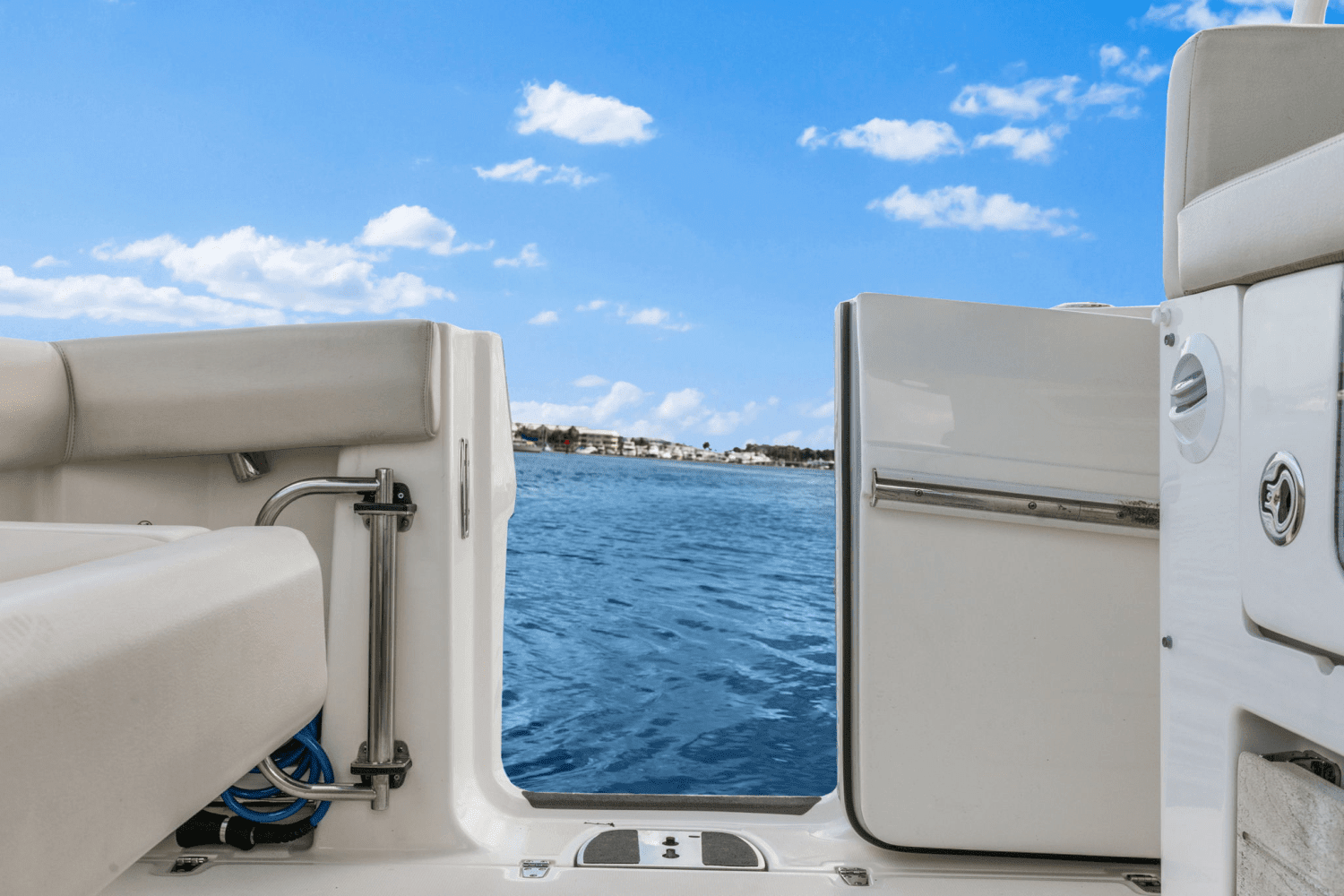 2018 Boston Whaler 350 Realm Image Thumbnail #35