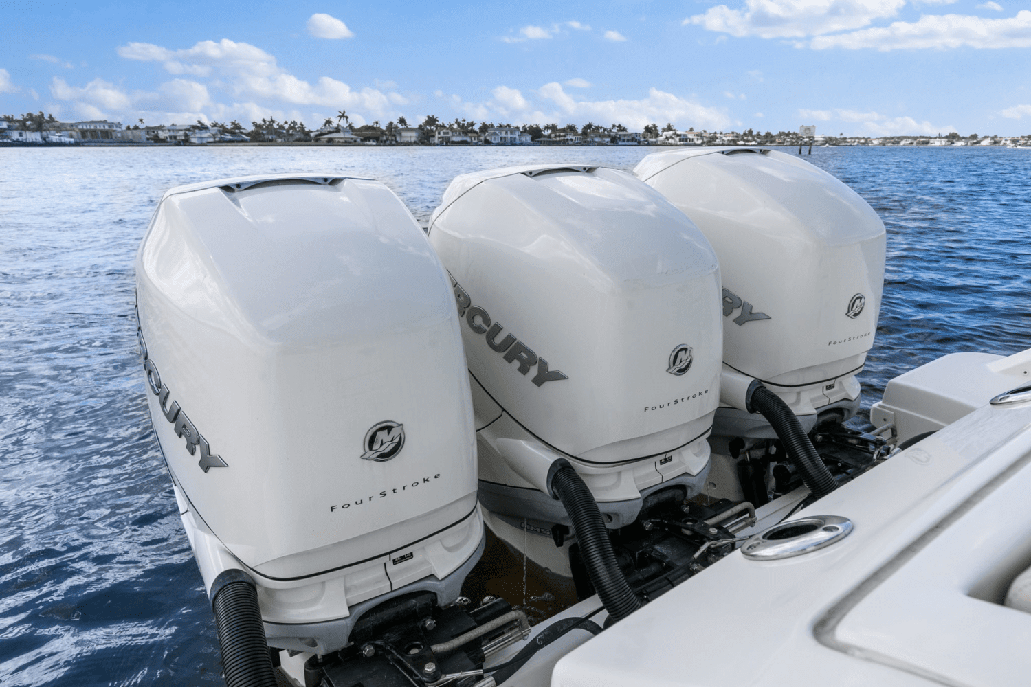 2018 Boston Whaler 350 Realm Image Thumbnail #41