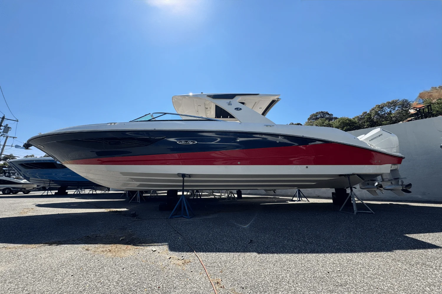 2025 Sea Ray SLX 350 Outboard Image Thumbnail #0