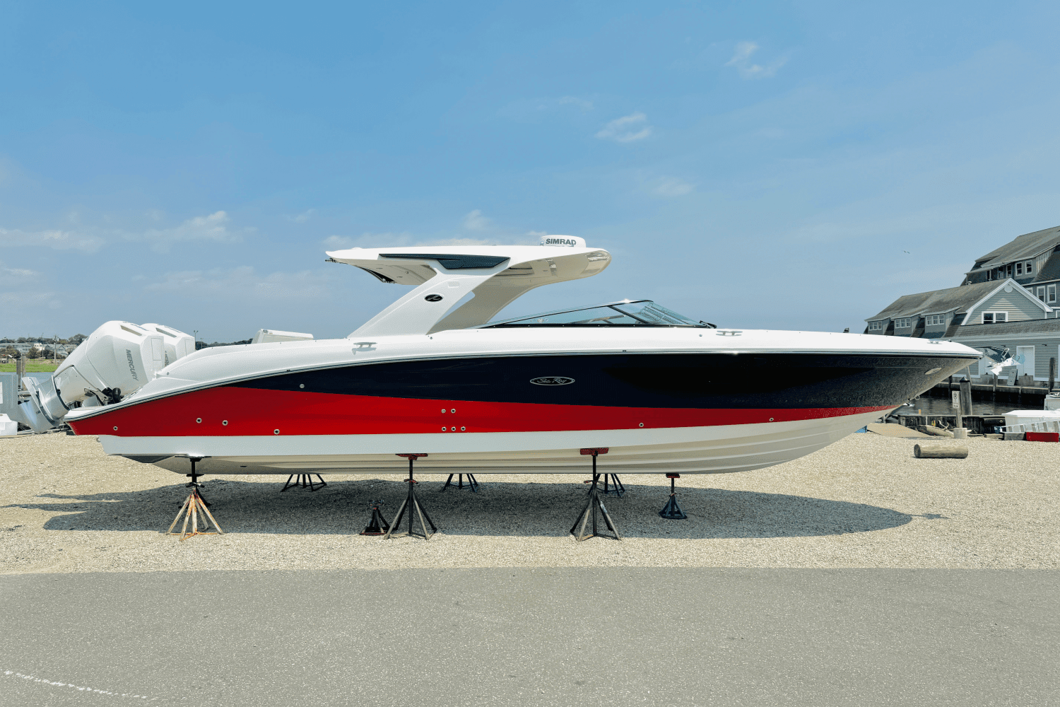 2025 Sea Ray SLX 350 Outboard Image Thumbnail #7