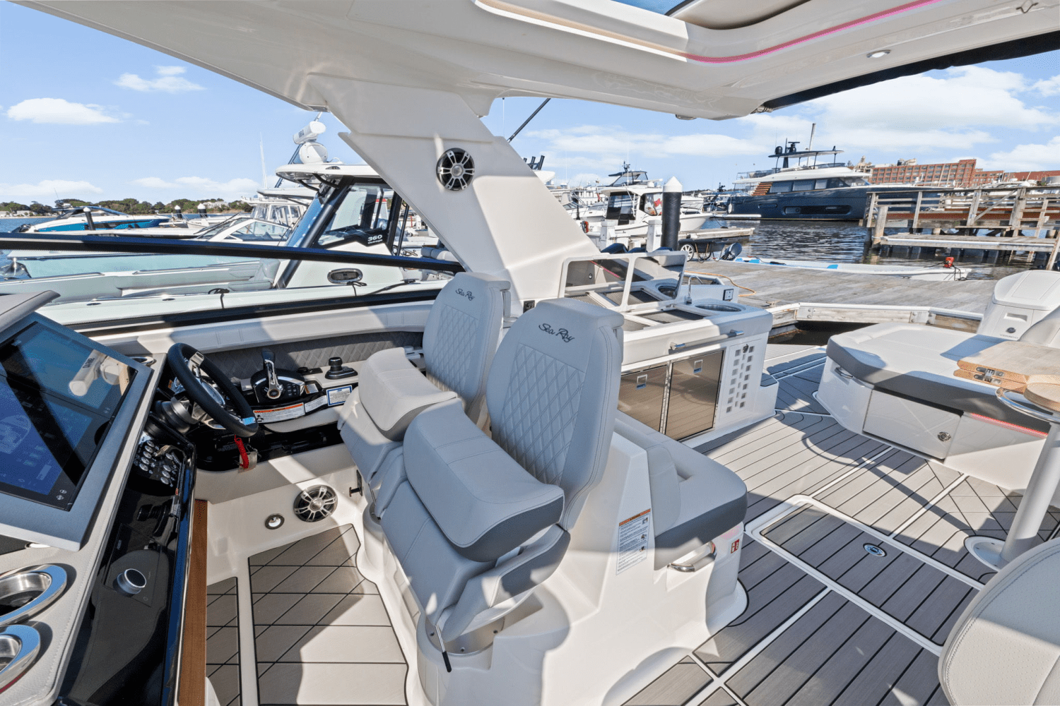 2025 Sea Ray SLX 400 Outboard Image Thumbnail #24