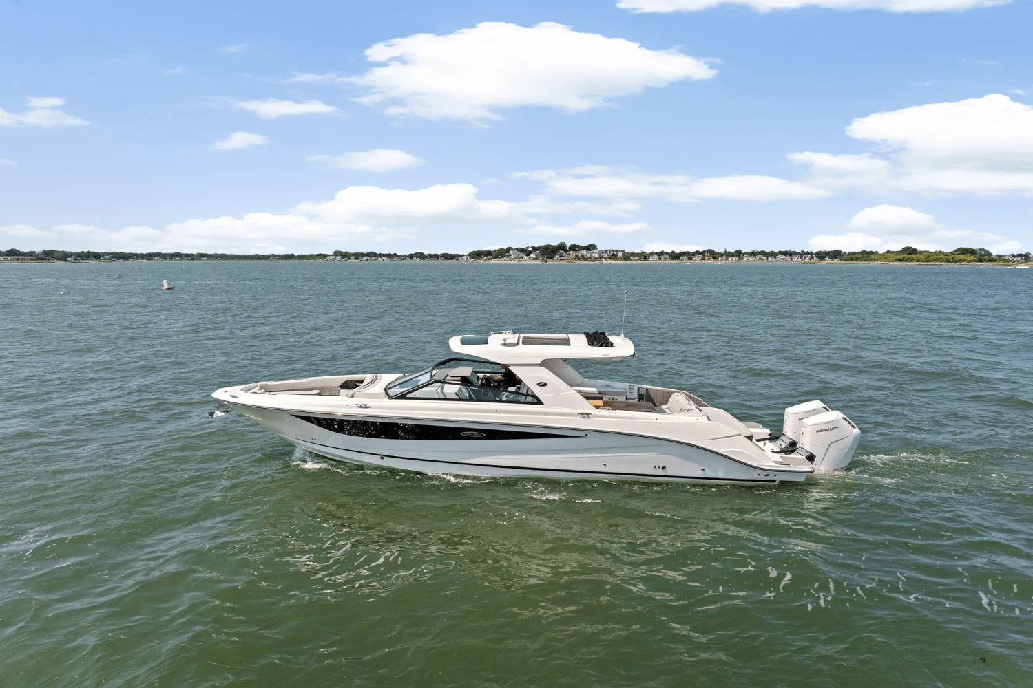 2025 Sea Ray SLX 400 Outboard Image Thumbnail #59