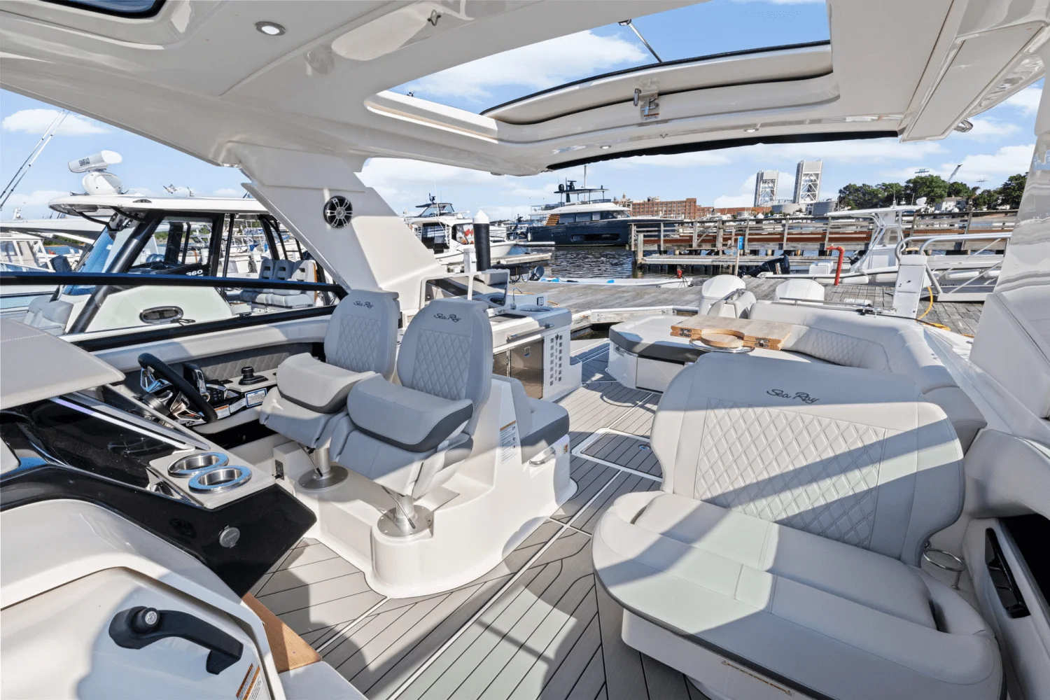 2025 Sea Ray SLX 400 Outboard Image Thumbnail #33