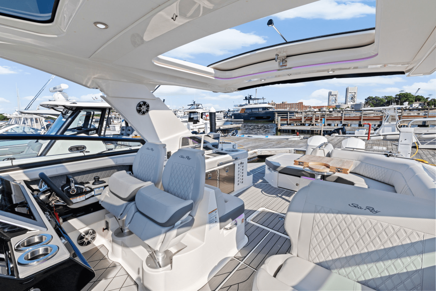 2025 Sea Ray SLX 400 Outboard Image Thumbnail #23