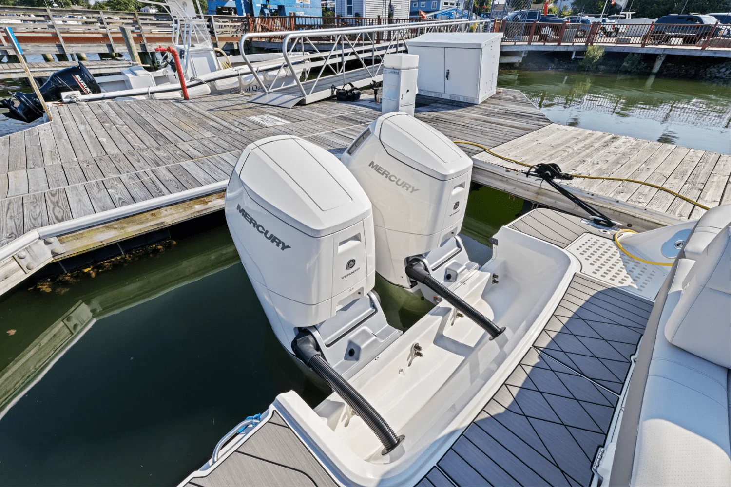 2025 Sea Ray SLX 400 Outboard Image Thumbnail #9