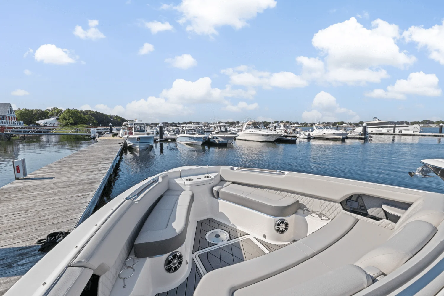 2025 Sea Ray SLX 400 Outboard Image Thumbnail #45