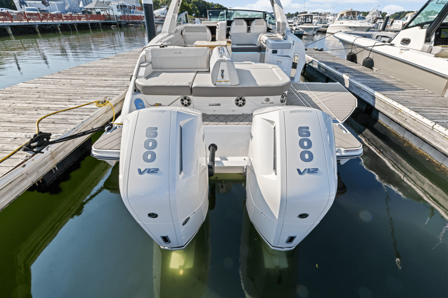 2025 Sea Ray SLX 400 Outboard Image Thumbnail #7
