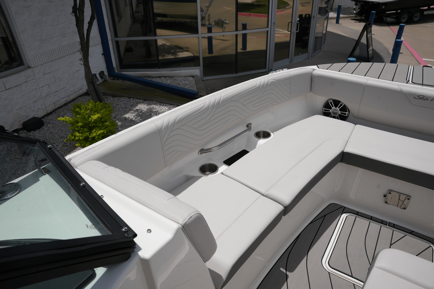 2025 Sea Ray SDX 270 Surf Image Thumbnail #18