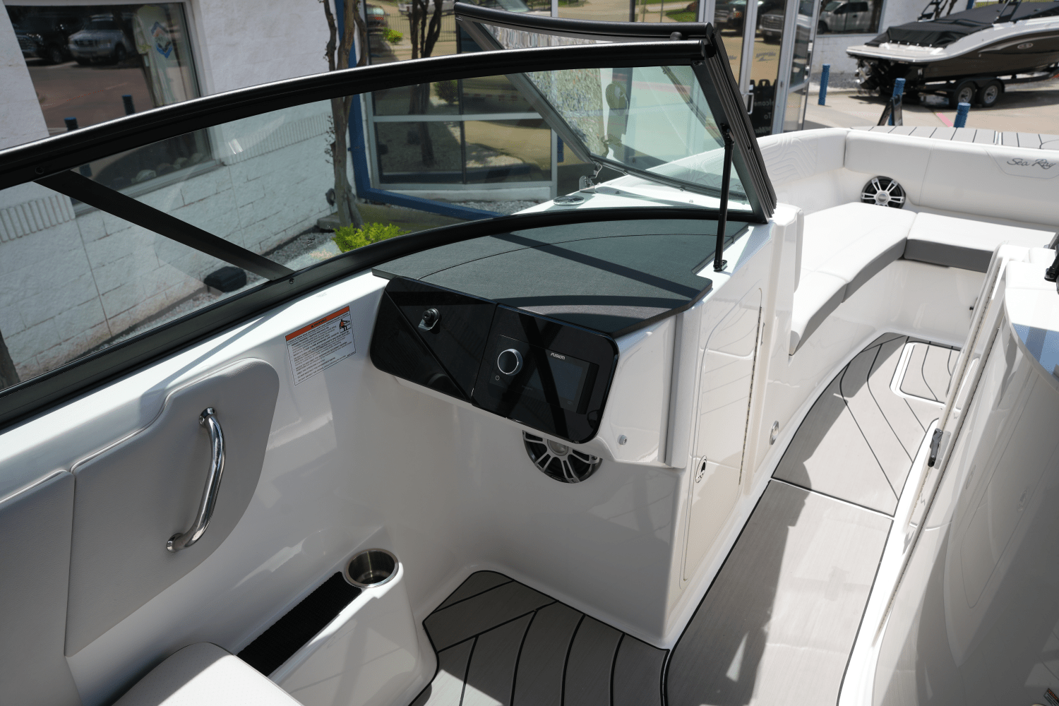 2025 Sea Ray SDX 270 Surf Image Thumbnail #16