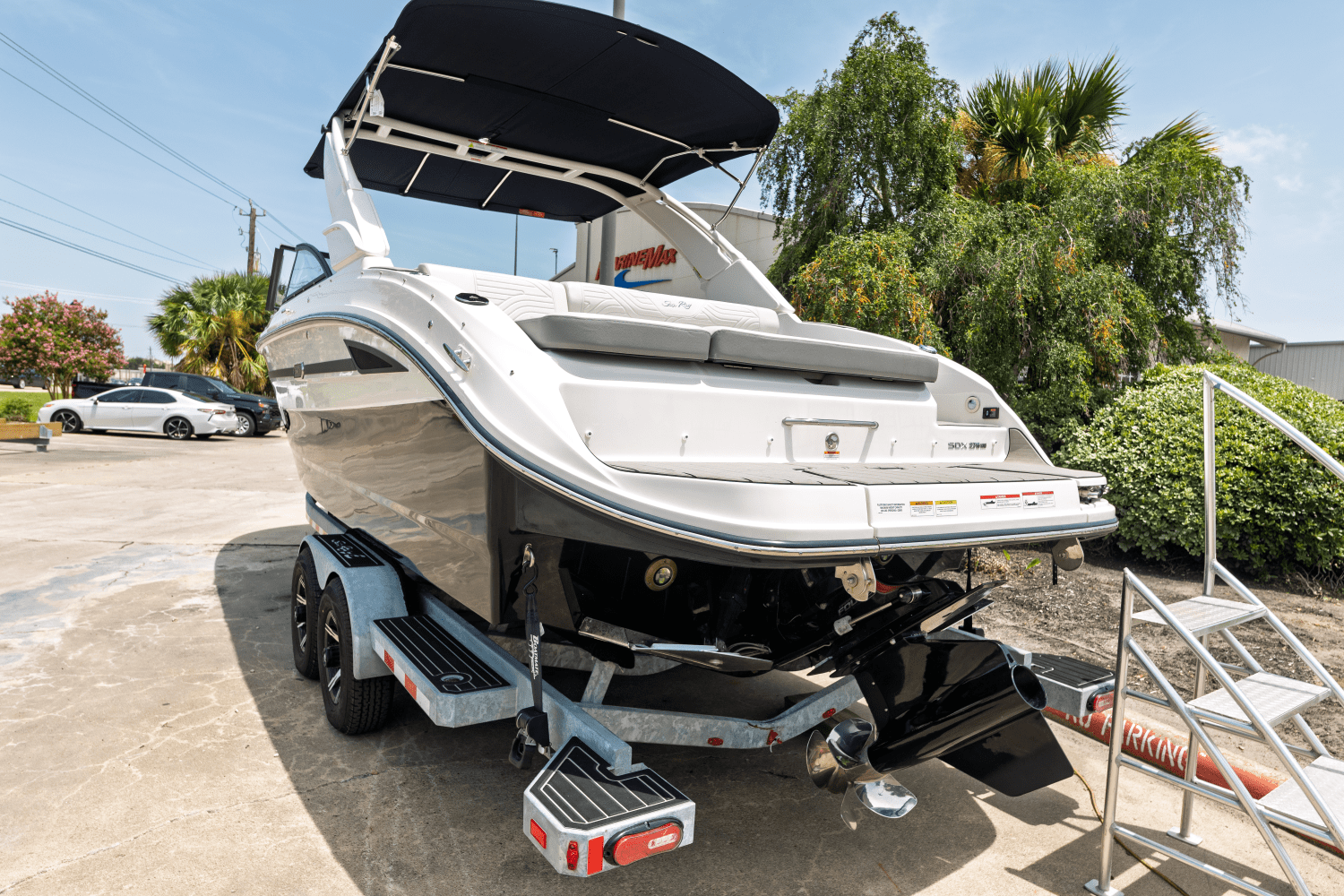 2025 Sea Ray SDX 270 Surf Image Thumbnail #22