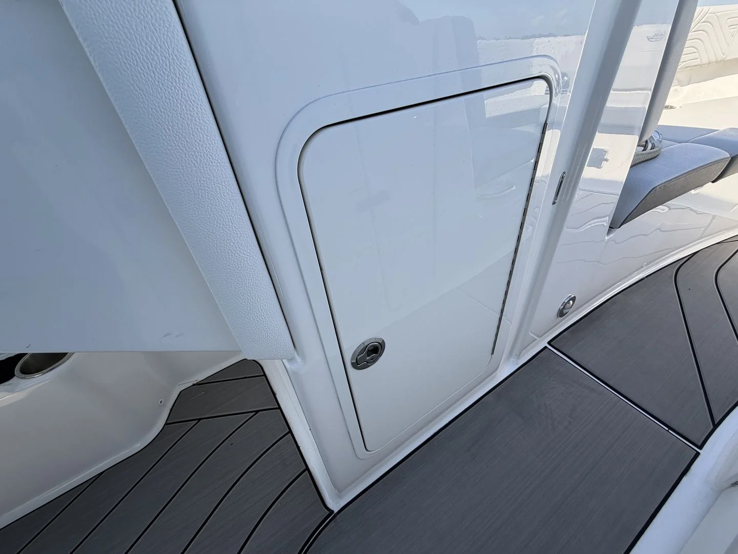 2025 Sea Ray SDX 270 Surf Image Thumbnail #32