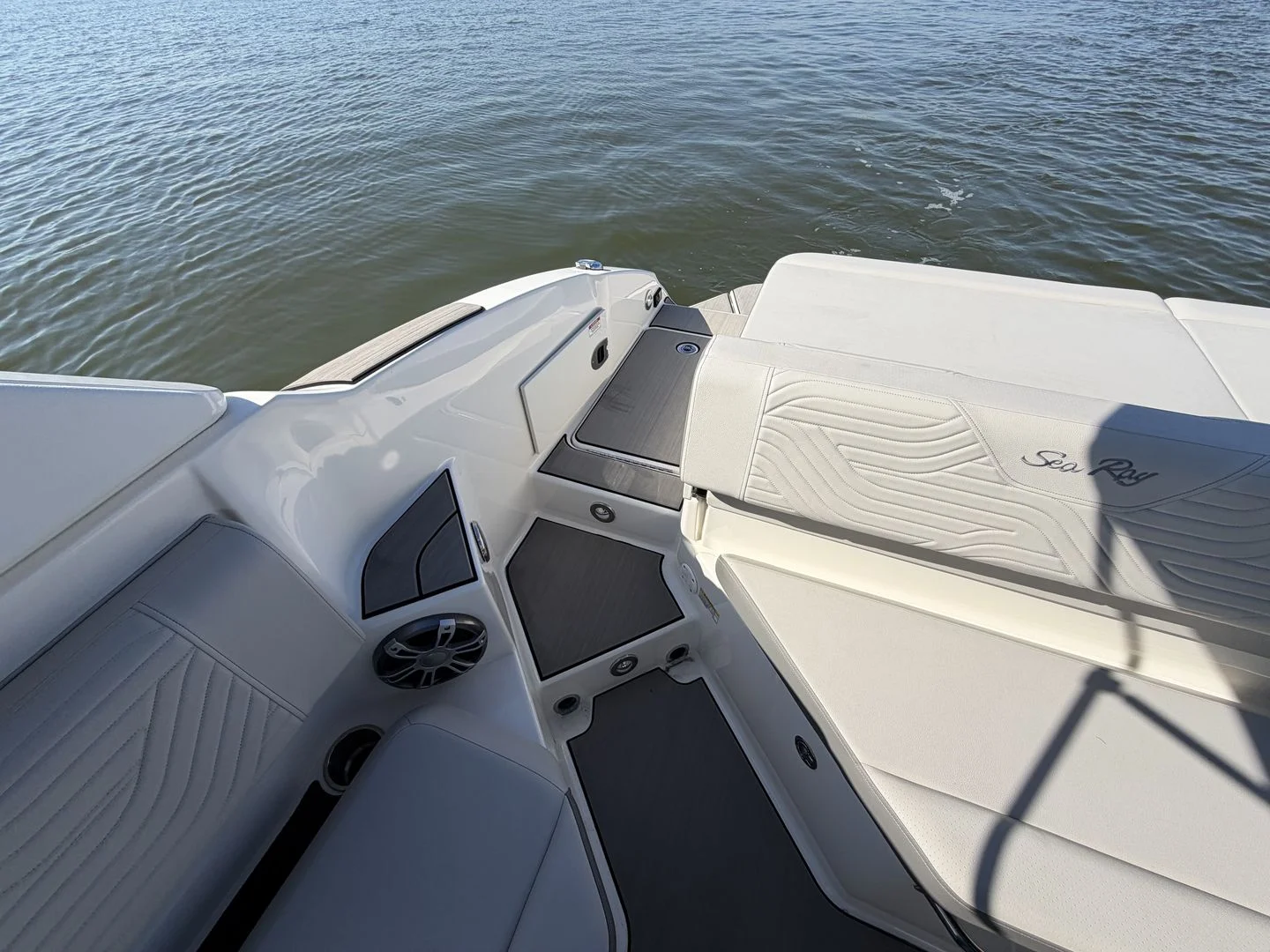 2025 Sea Ray SDX 270 Surf Image Thumbnail #44