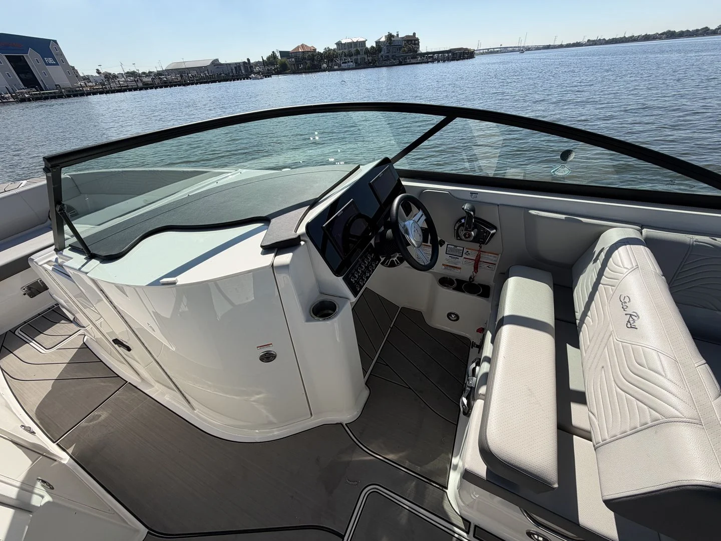 2025 Sea Ray SDX 270 Surf Image Thumbnail #23