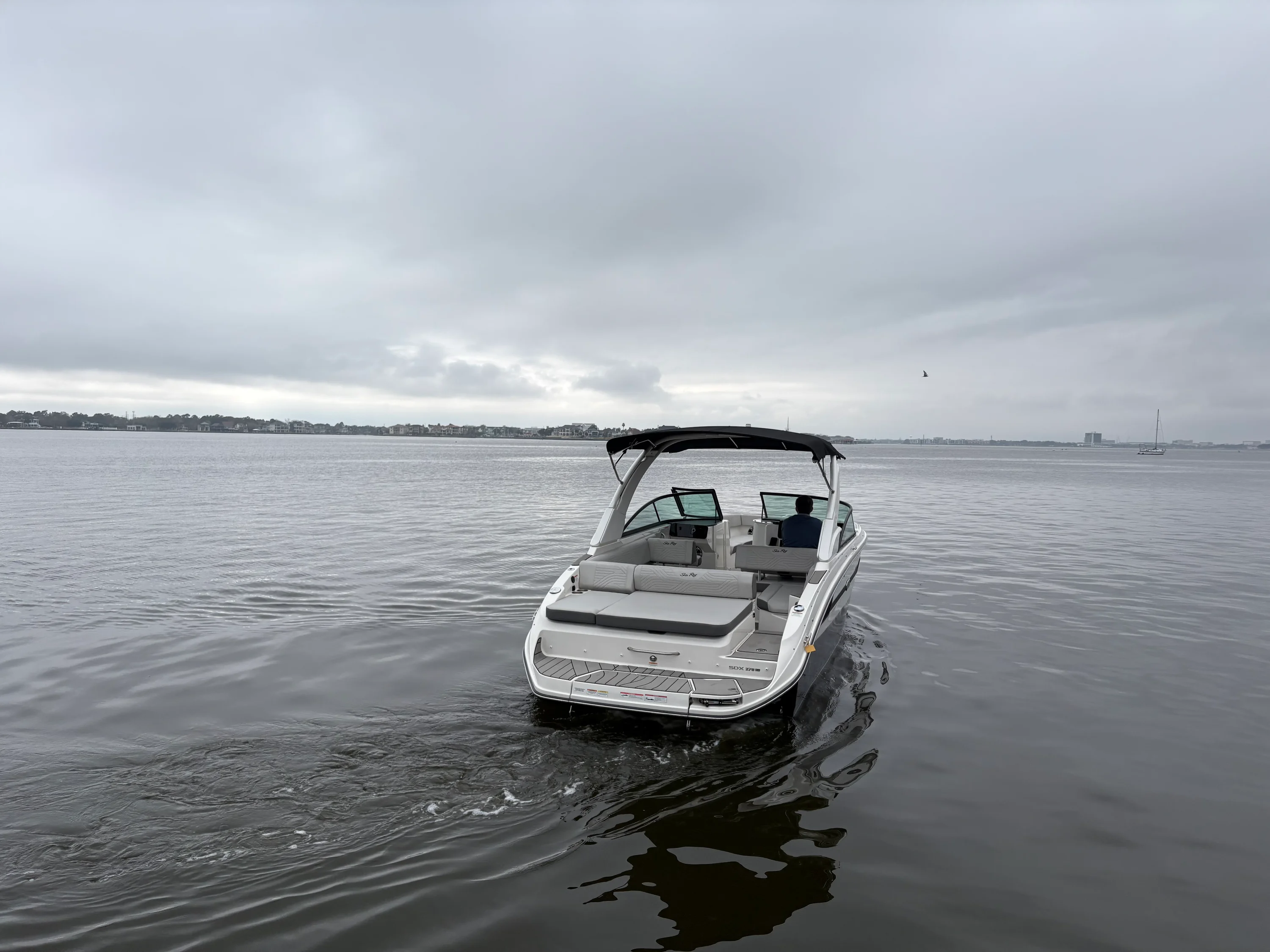 2025 Sea Ray SDX 270 Surf Image Thumbnail #2