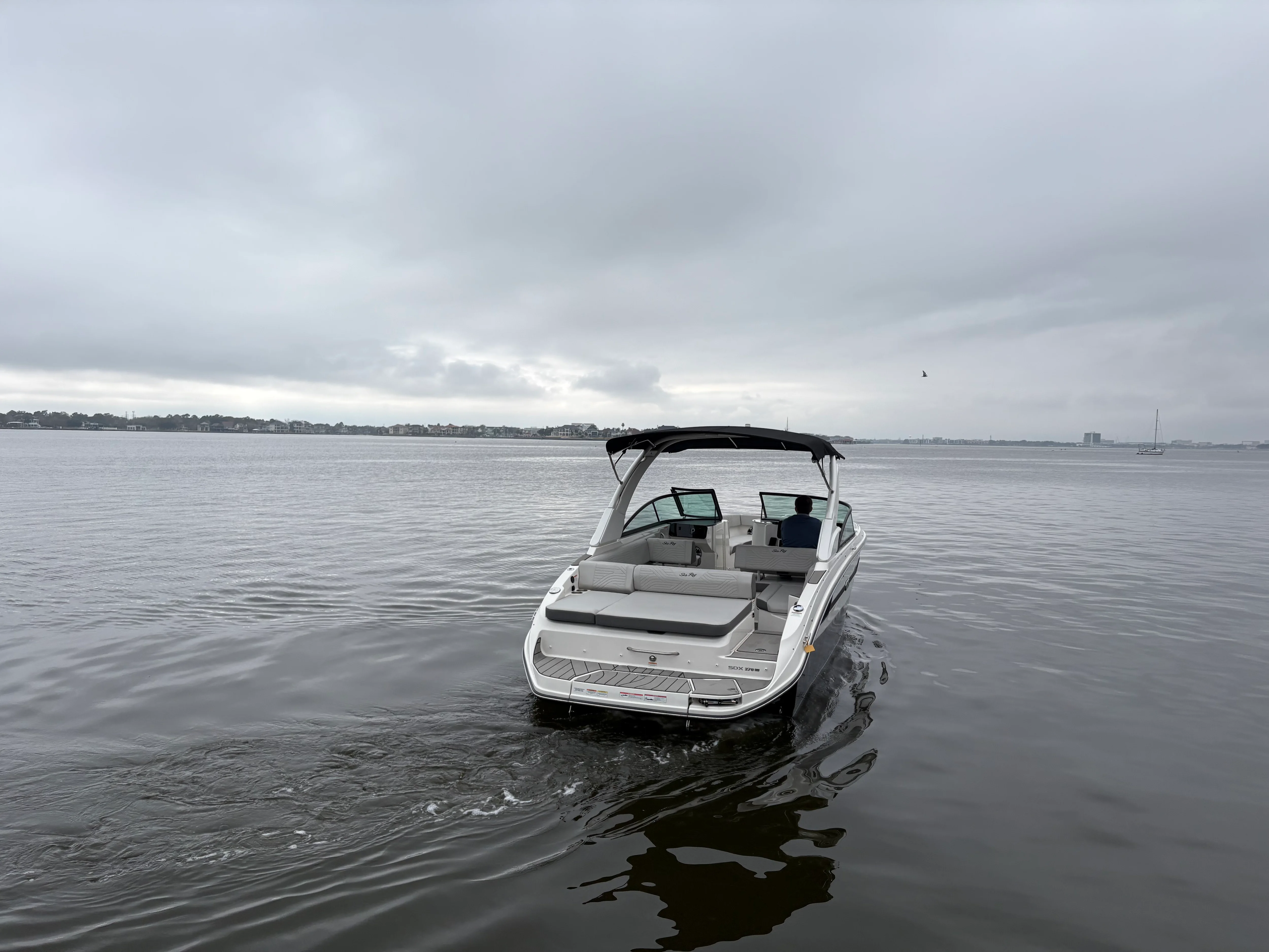 2025 Sea Ray SDX 270 Surf Image Thumbnail #2