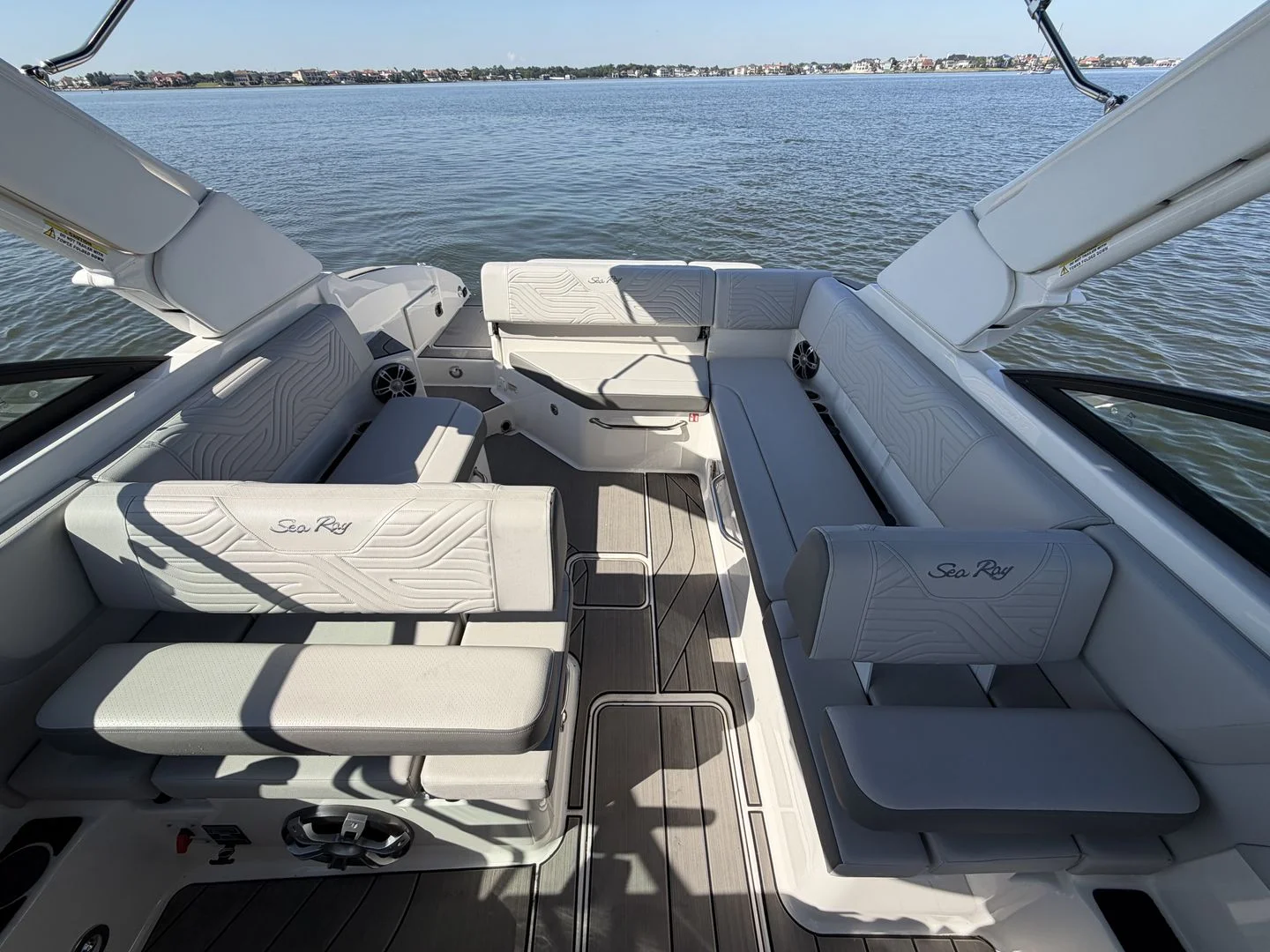 2025 Sea Ray SDX 270 Surf Image Thumbnail #40