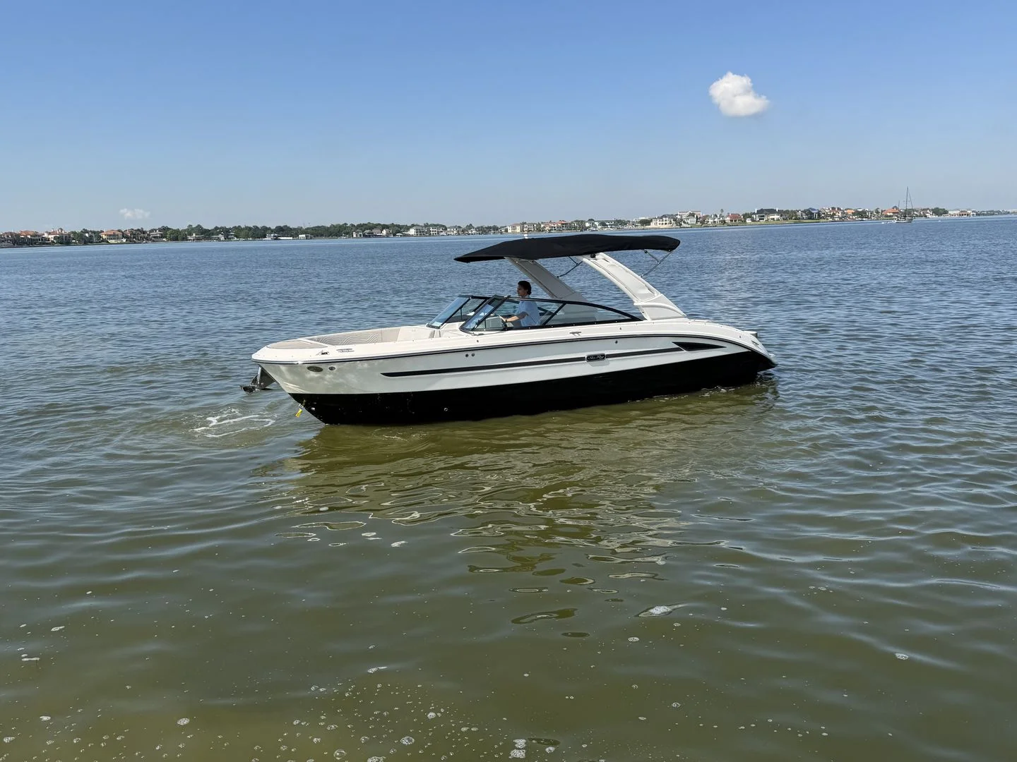 2025 Sea Ray SDX 270 Surf Image Thumbnail #2