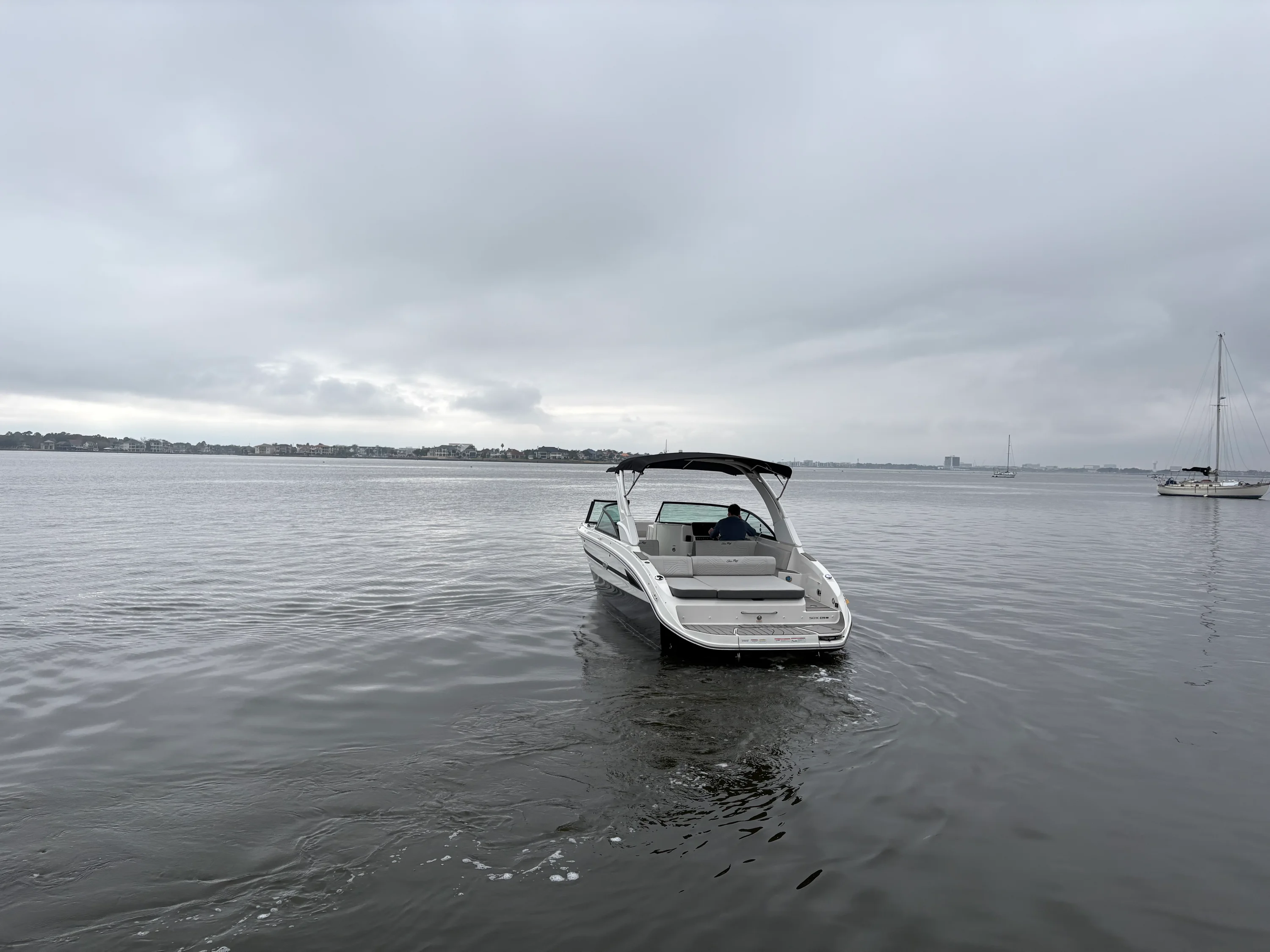 2025 Sea Ray SDX 270 Surf Image Thumbnail #3