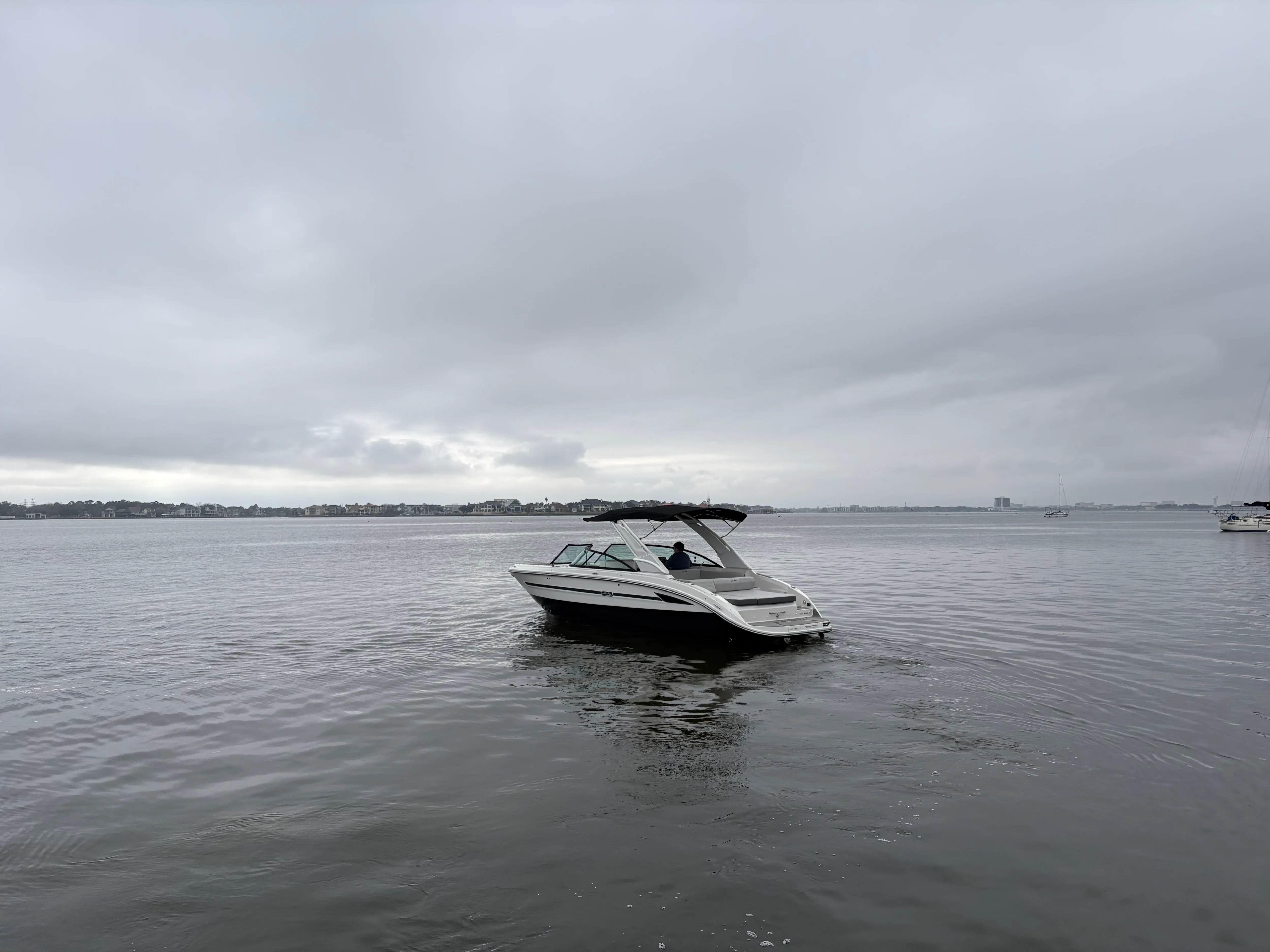 2025 Sea Ray SDX 270 Surf Image Thumbnail #4