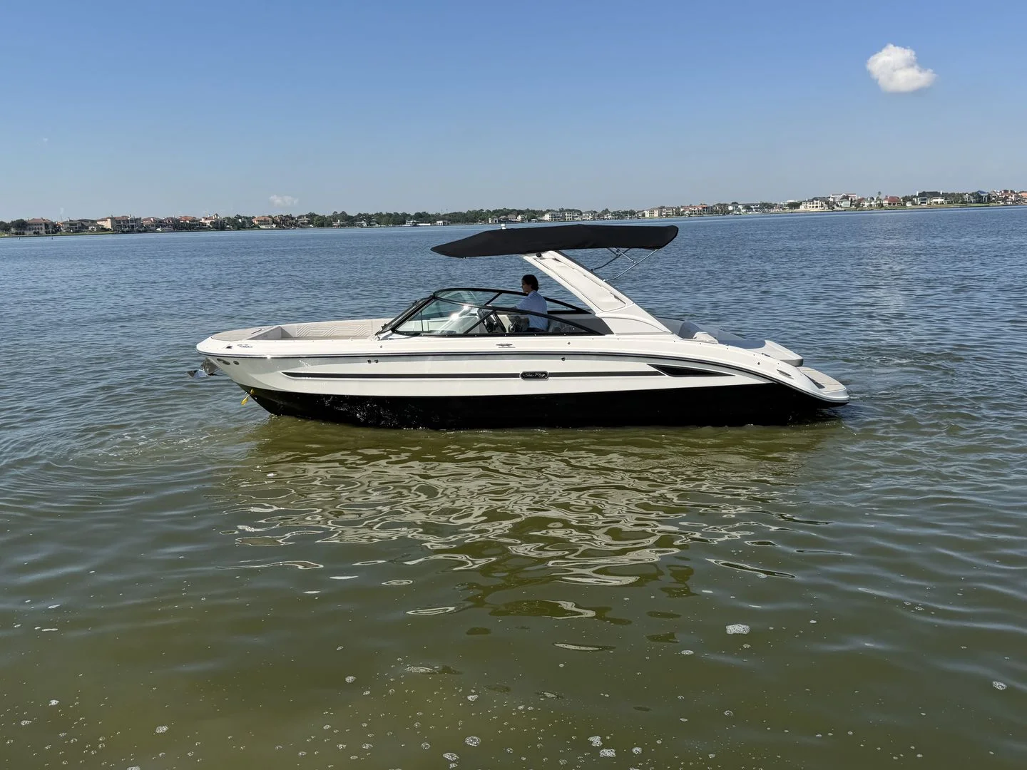 2025 Sea Ray SDX 270 Surf Image Thumbnail #3