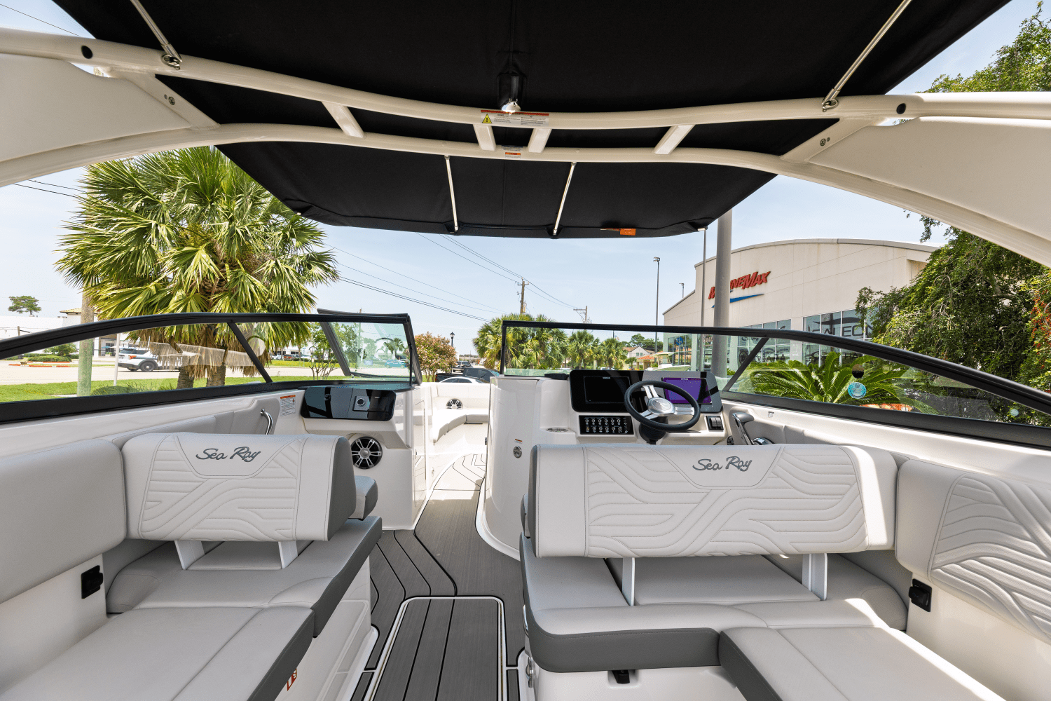 2025 Sea Ray SDX 270 Surf Image Thumbnail #7