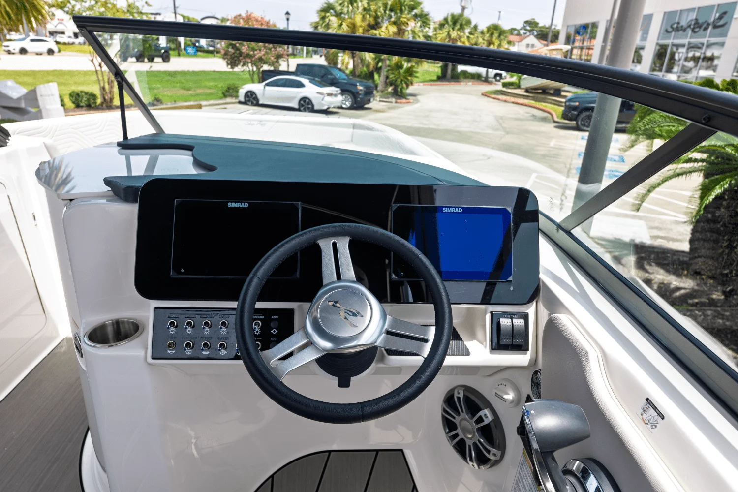 2025 Sea Ray SDX 270 Surf Image Thumbnail #18