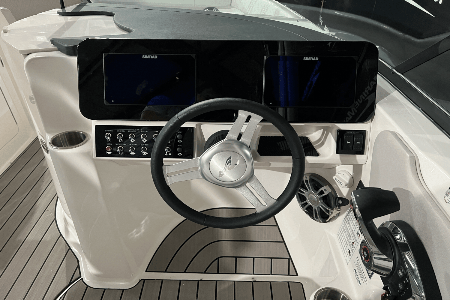 2025 Sea Ray SDX 270 Surf Image Thumbnail #19