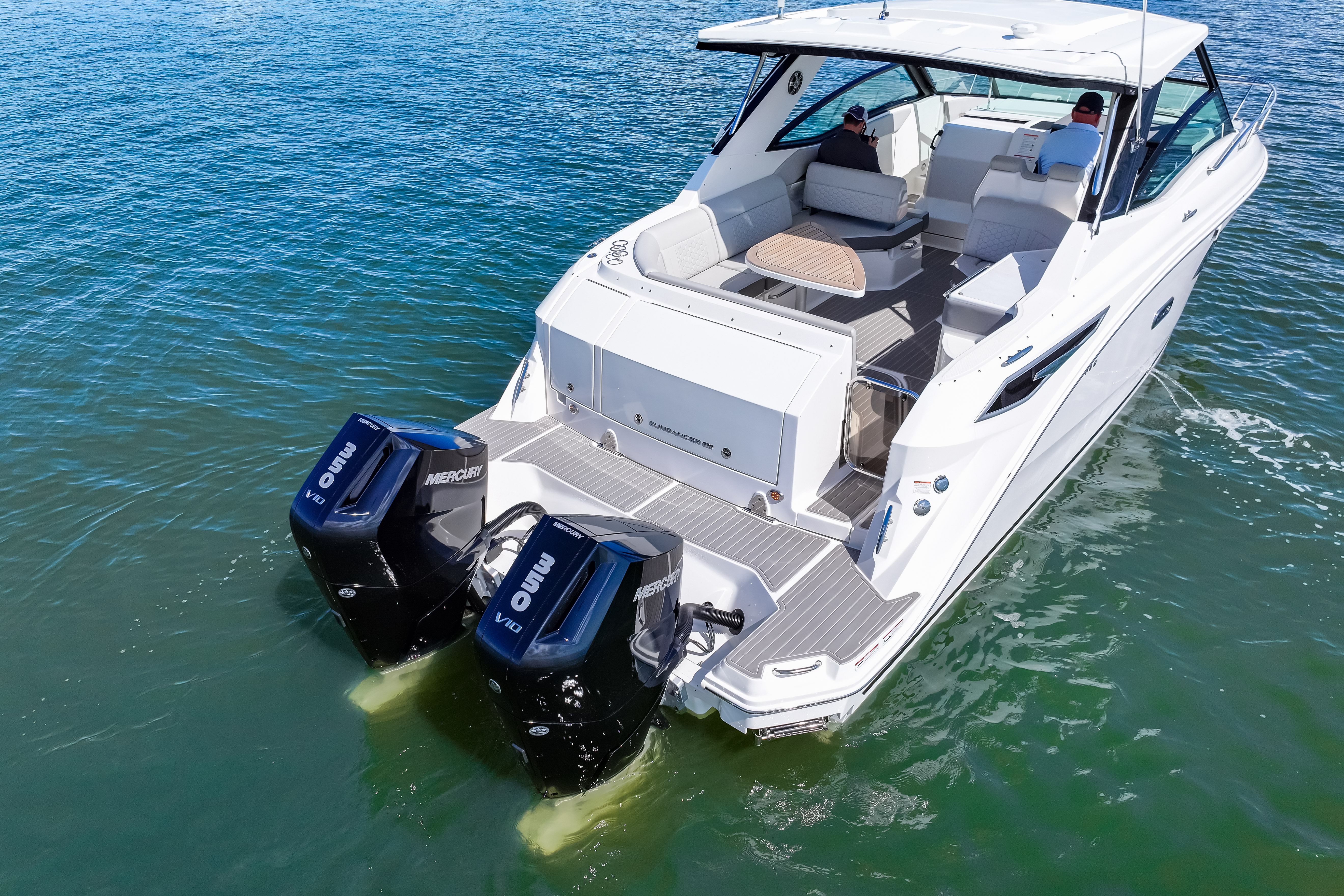 2025 Sea Ray Sundancer 320 Outboard Image Thumbnail #3