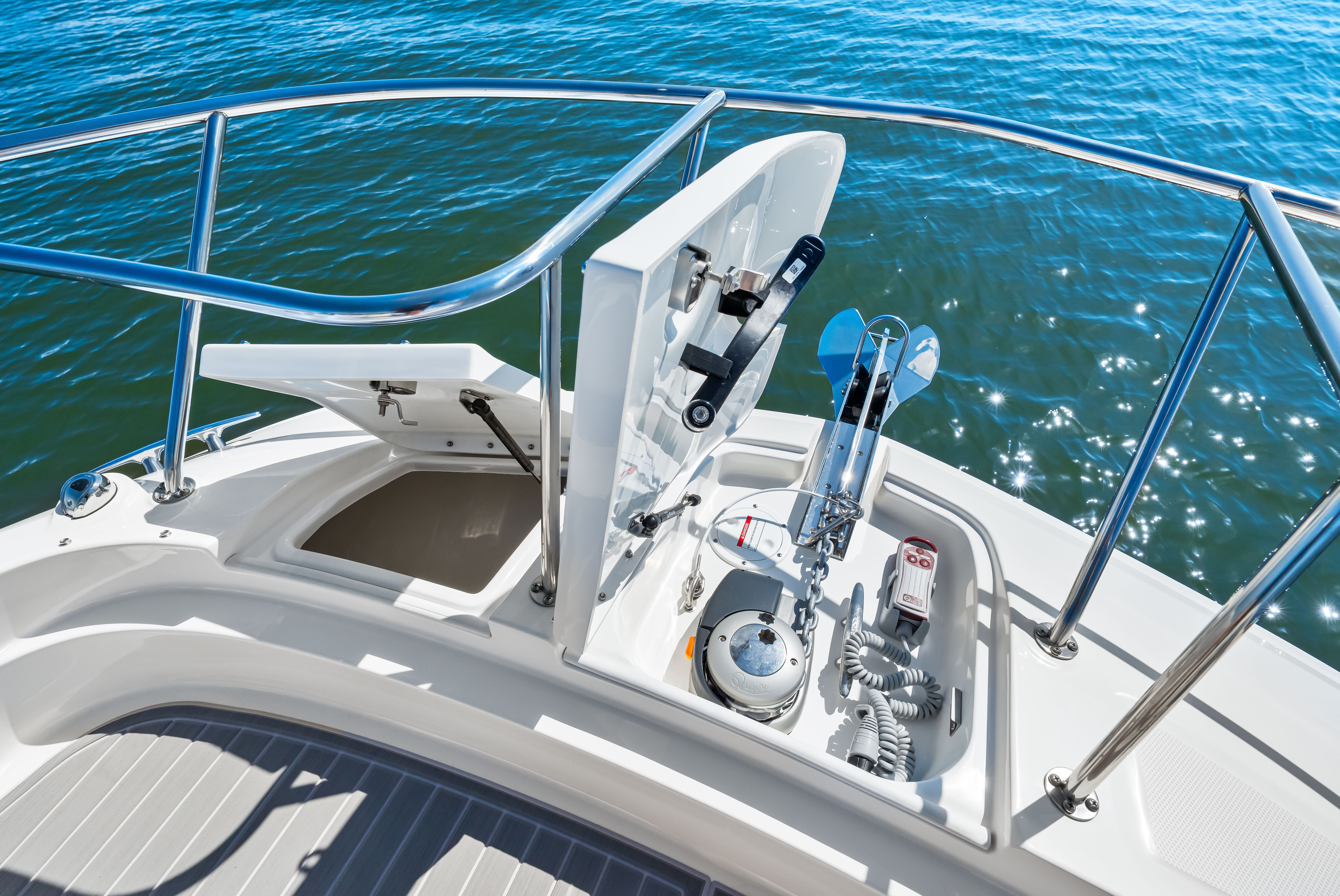 2025 Sea Ray Sundancer 320 Outboard Image Thumbnail #30