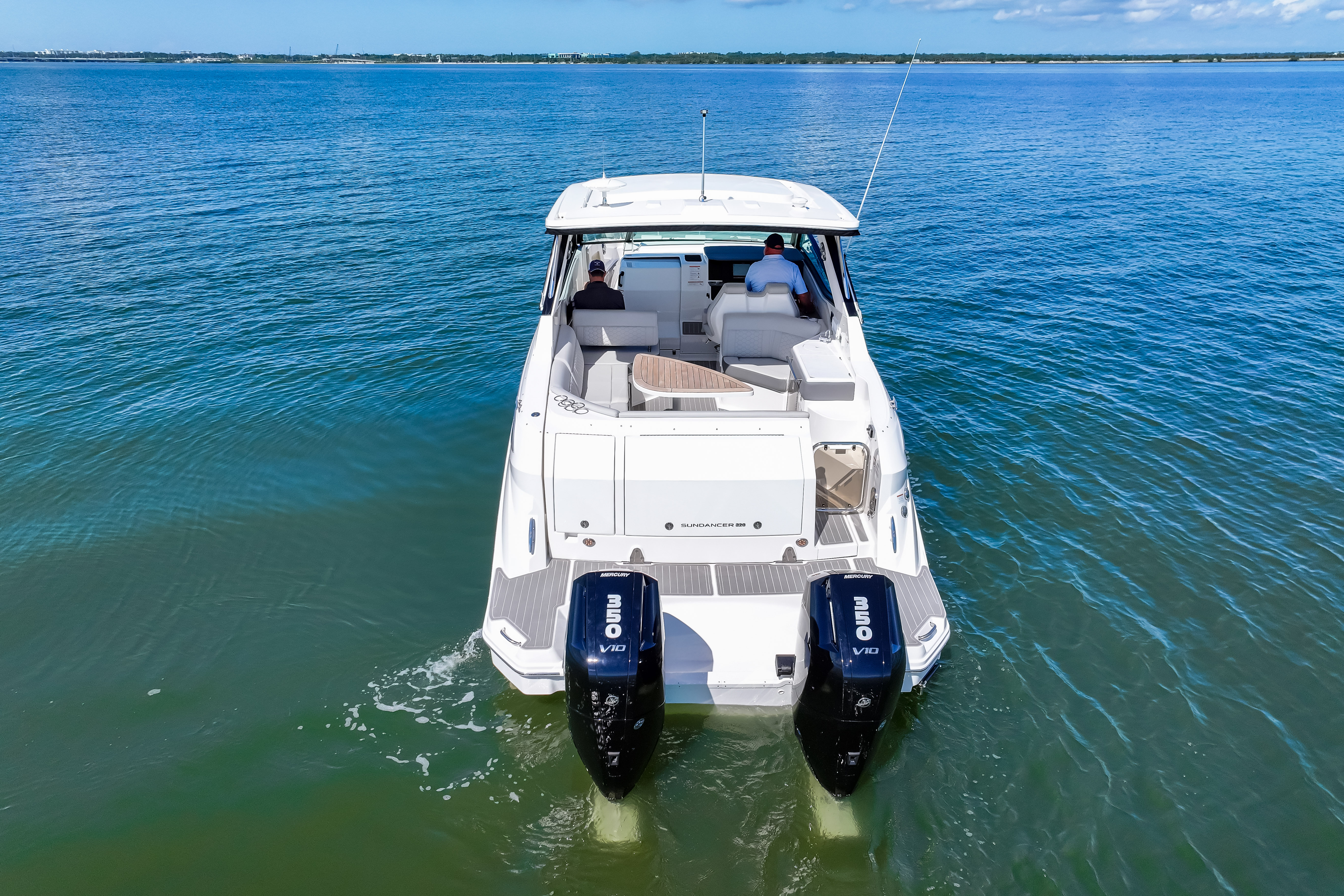 2025 Sea Ray Sundancer 320 Outboard Image Thumbnail #4