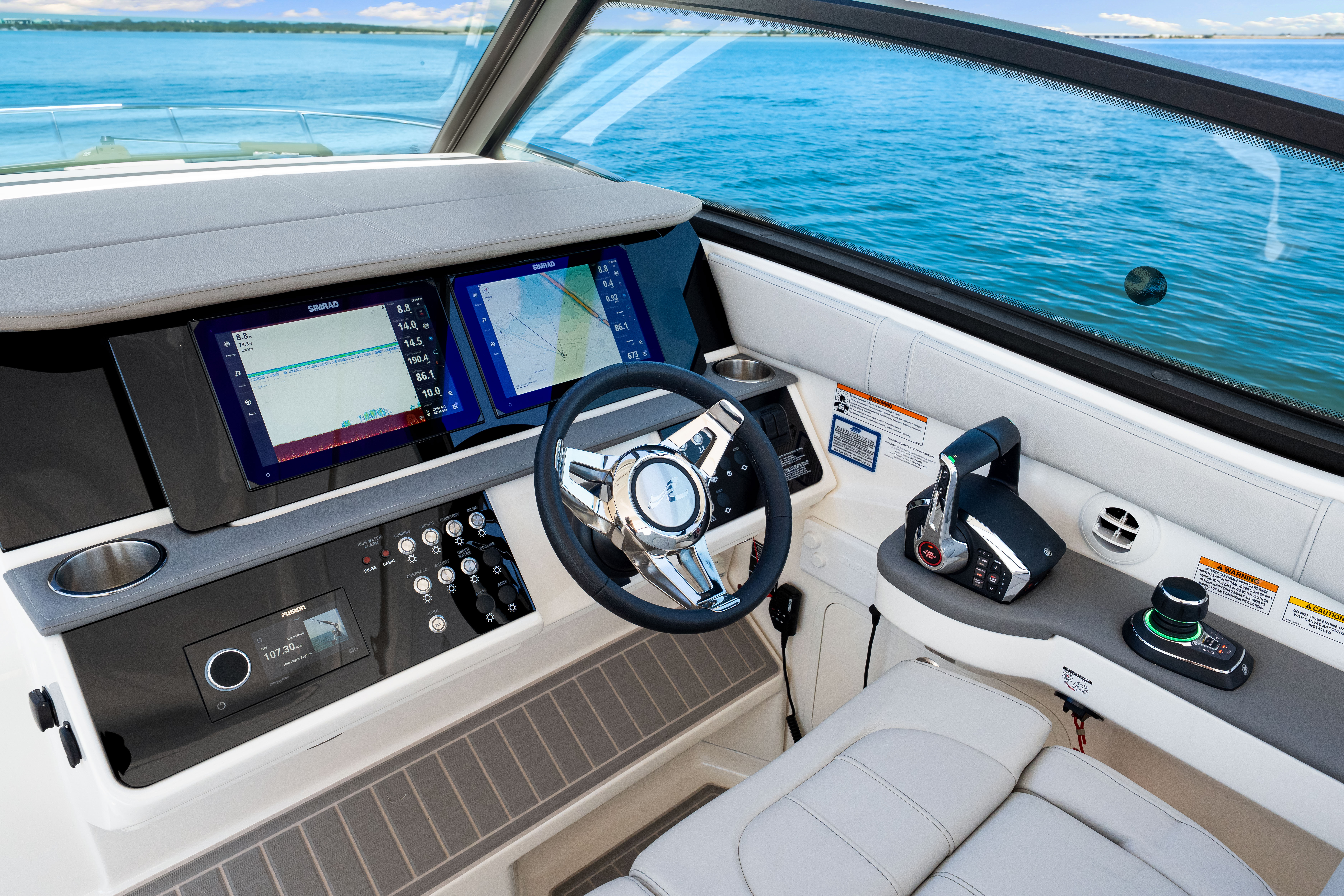 2025 Sea Ray Sundancer 320 Outboard Image Thumbnail #26