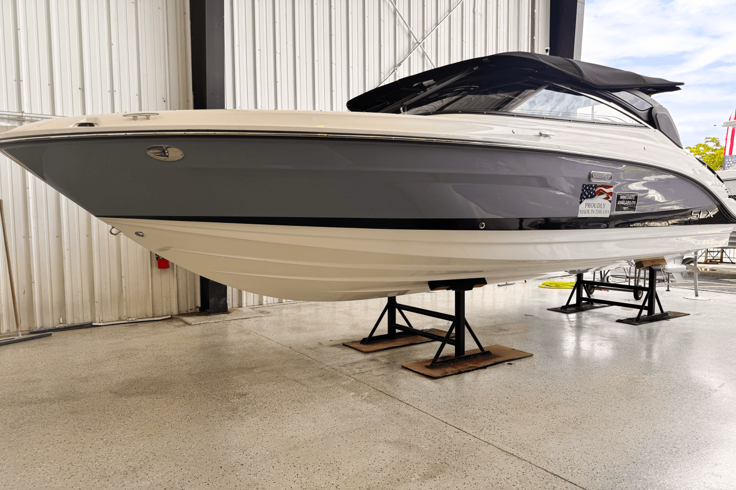 2025 Sea Ray SLX 260