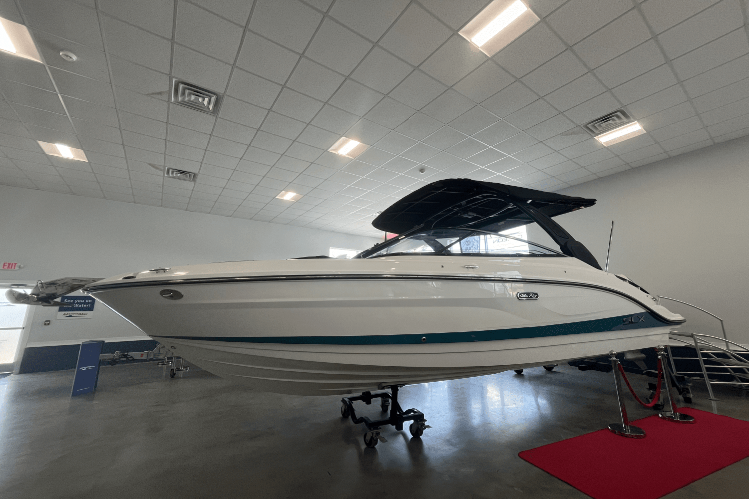 2025 Sea Ray SLX 260