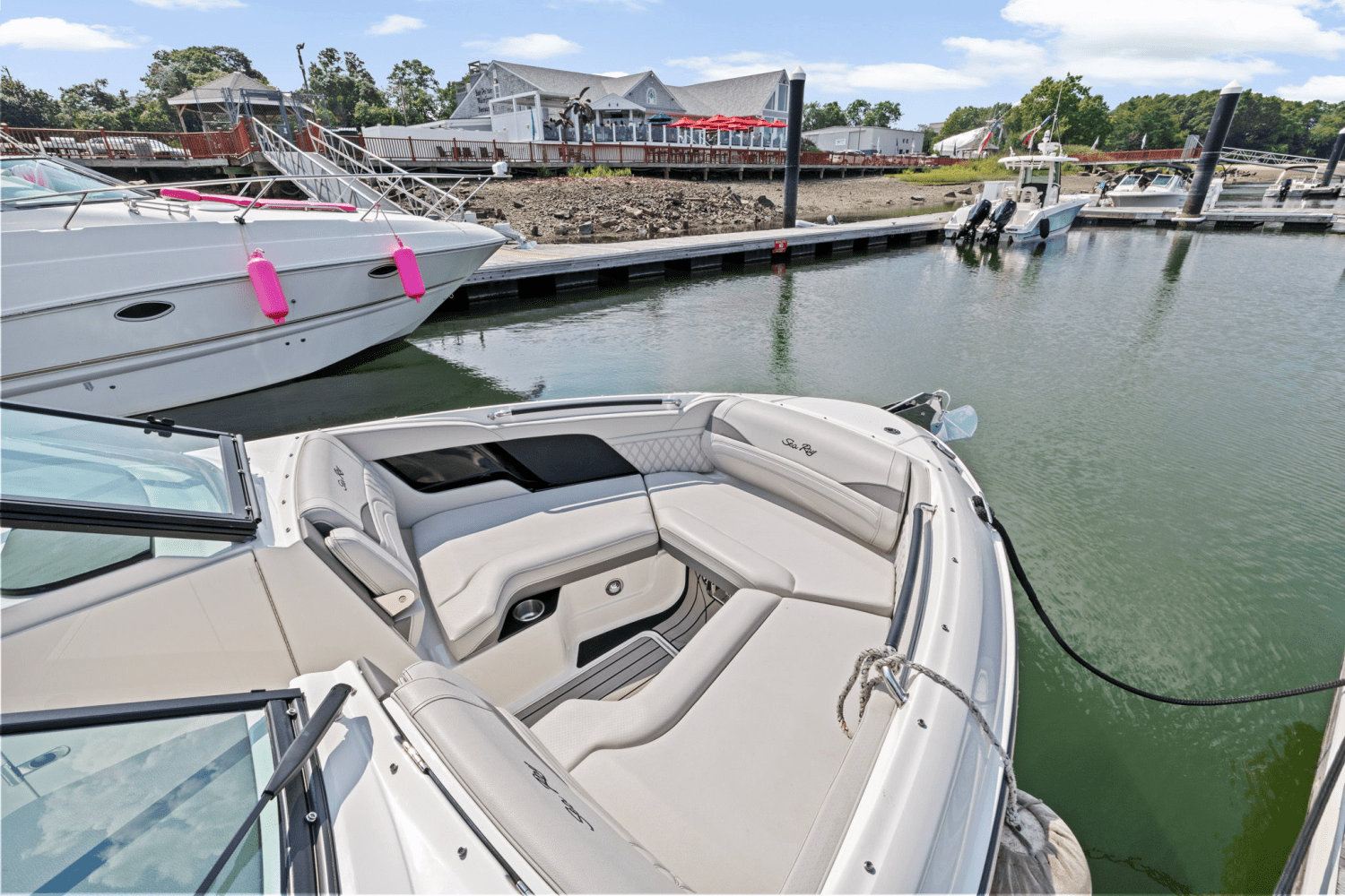 2025 Sea Ray SLX 260 Outboard Image Thumbnail #31
