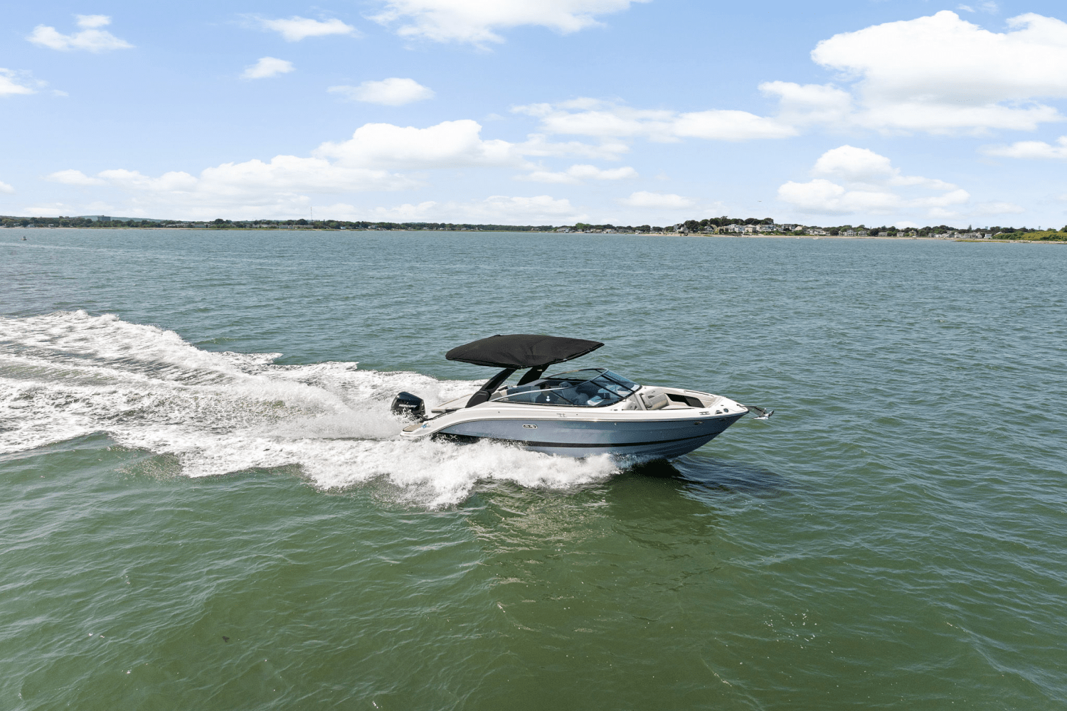 Thumbnail 2 for 2025 Sea Ray SLX 260 Outboard