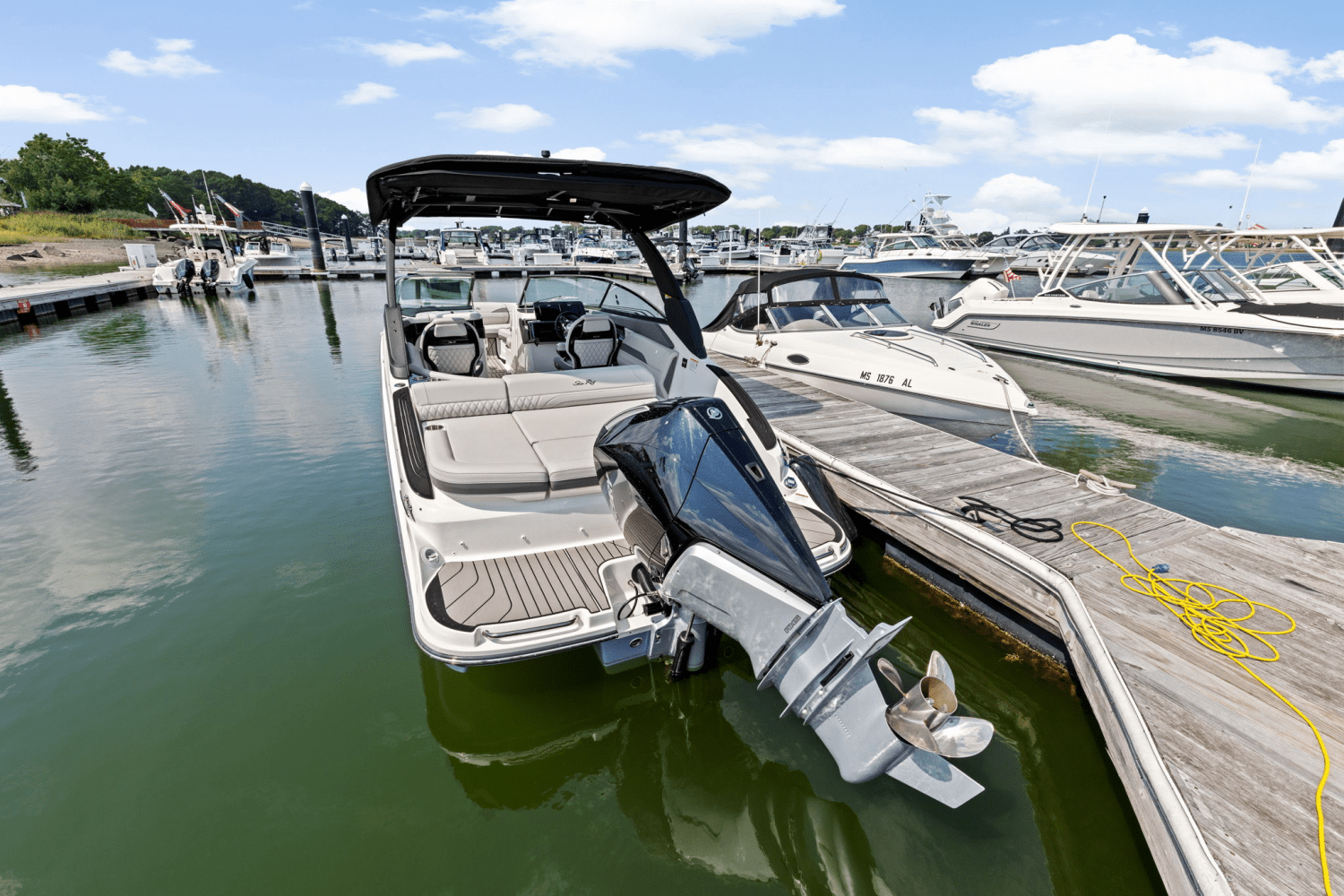 2025 Sea Ray SLX 260 Outboard Image Thumbnail #5