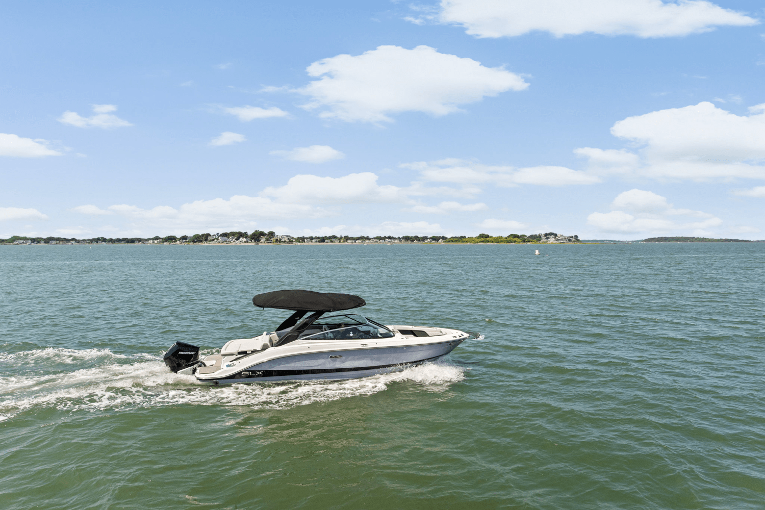 2025 Sea Ray SLX 260 Outboard Image Thumbnail #33