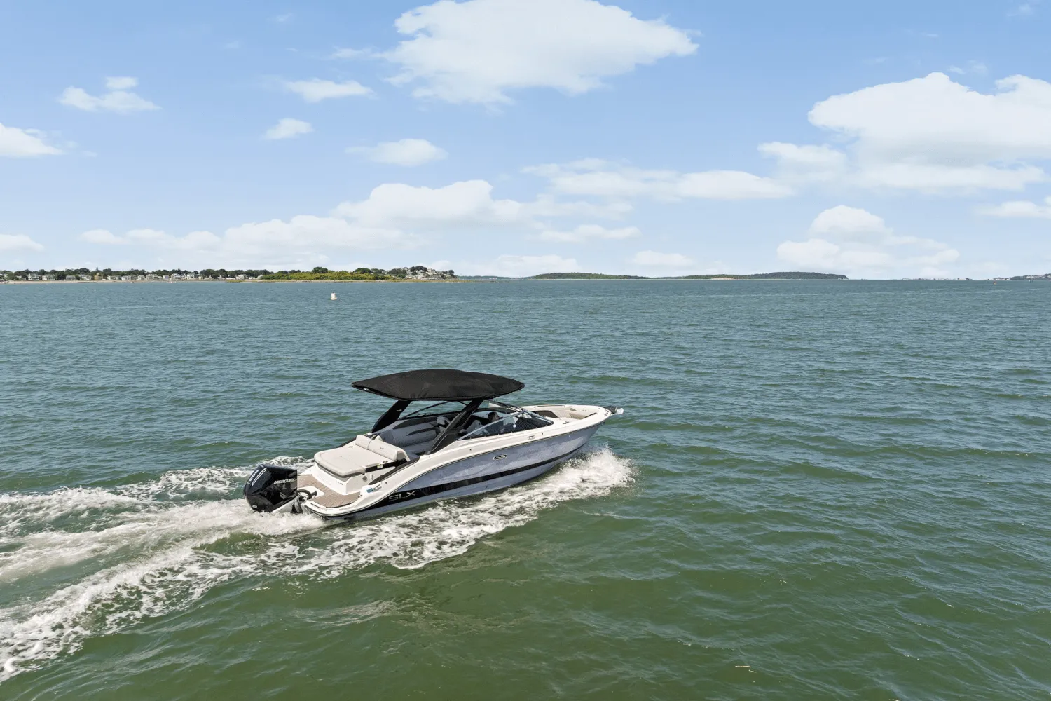 2025 Sea Ray SLX 260 Outboard Image Thumbnail #35
