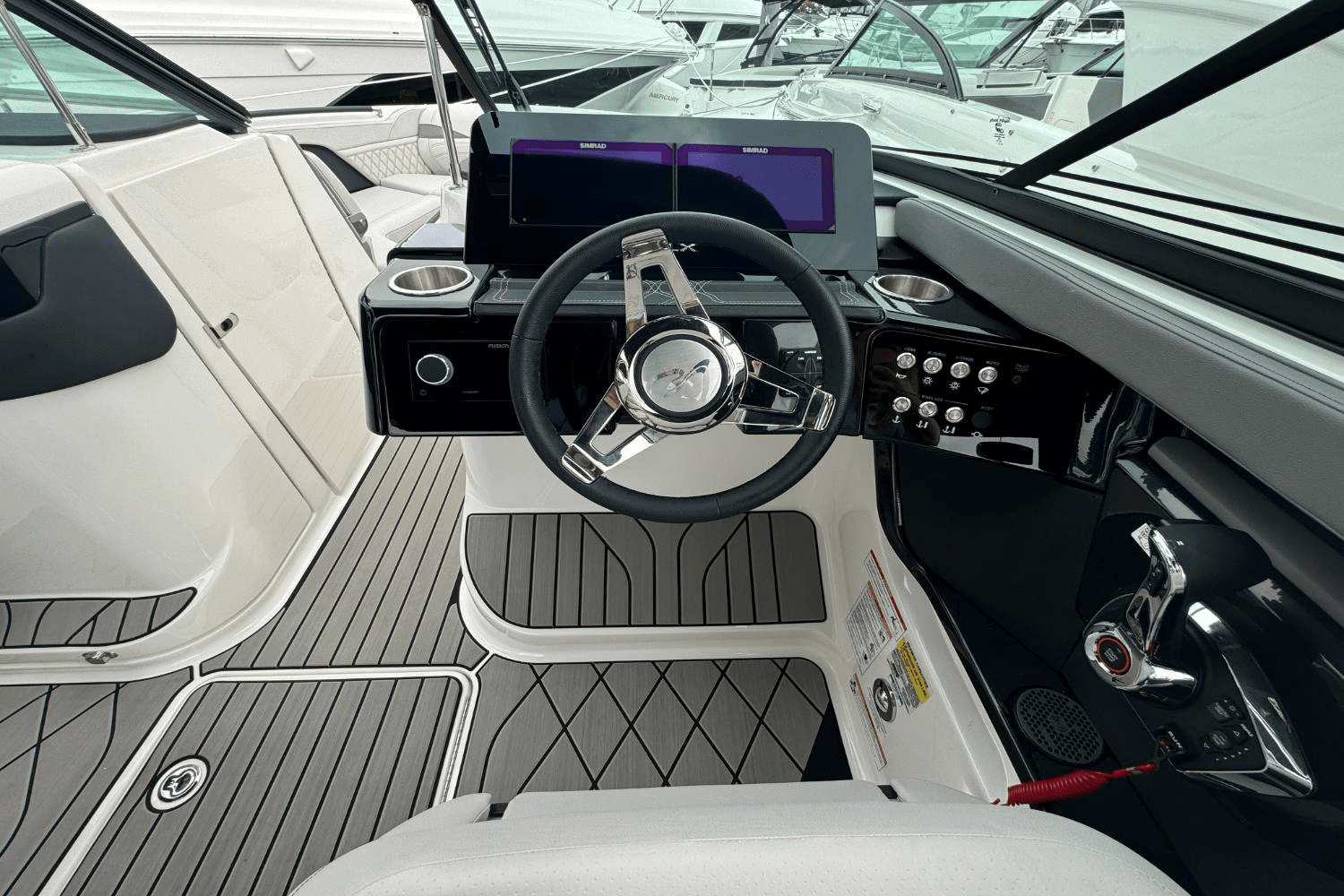 2025 Sea Ray SLX 260 Outboard Image Thumbnail #24