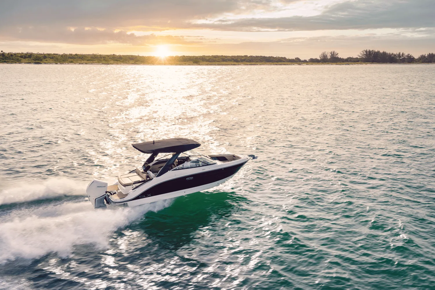 2025 Sea Ray SLX 260 Outboard Image Thumbnail #0
