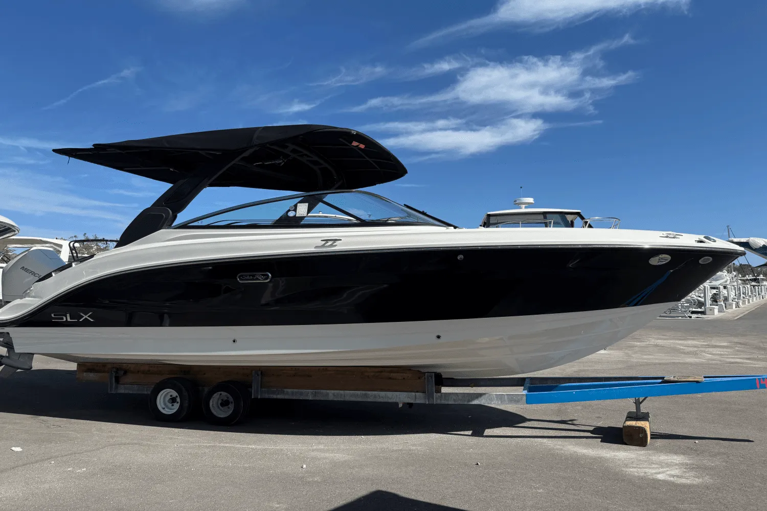 2025 Sea Ray SLX 260 Outboard Image Thumbnail #0
