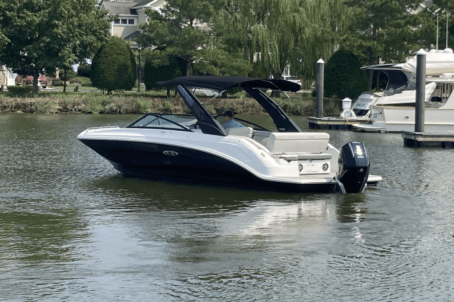 2024 Sea Ray SDX 250 Outboard Image Thumbnail #5