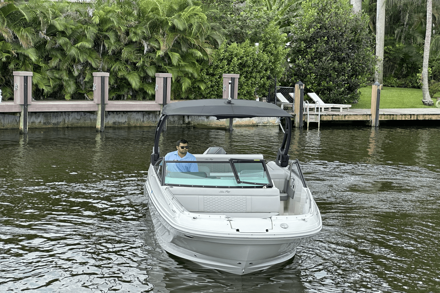 2025 Sea Ray SDX 250 Outboard Image Thumbnail #6