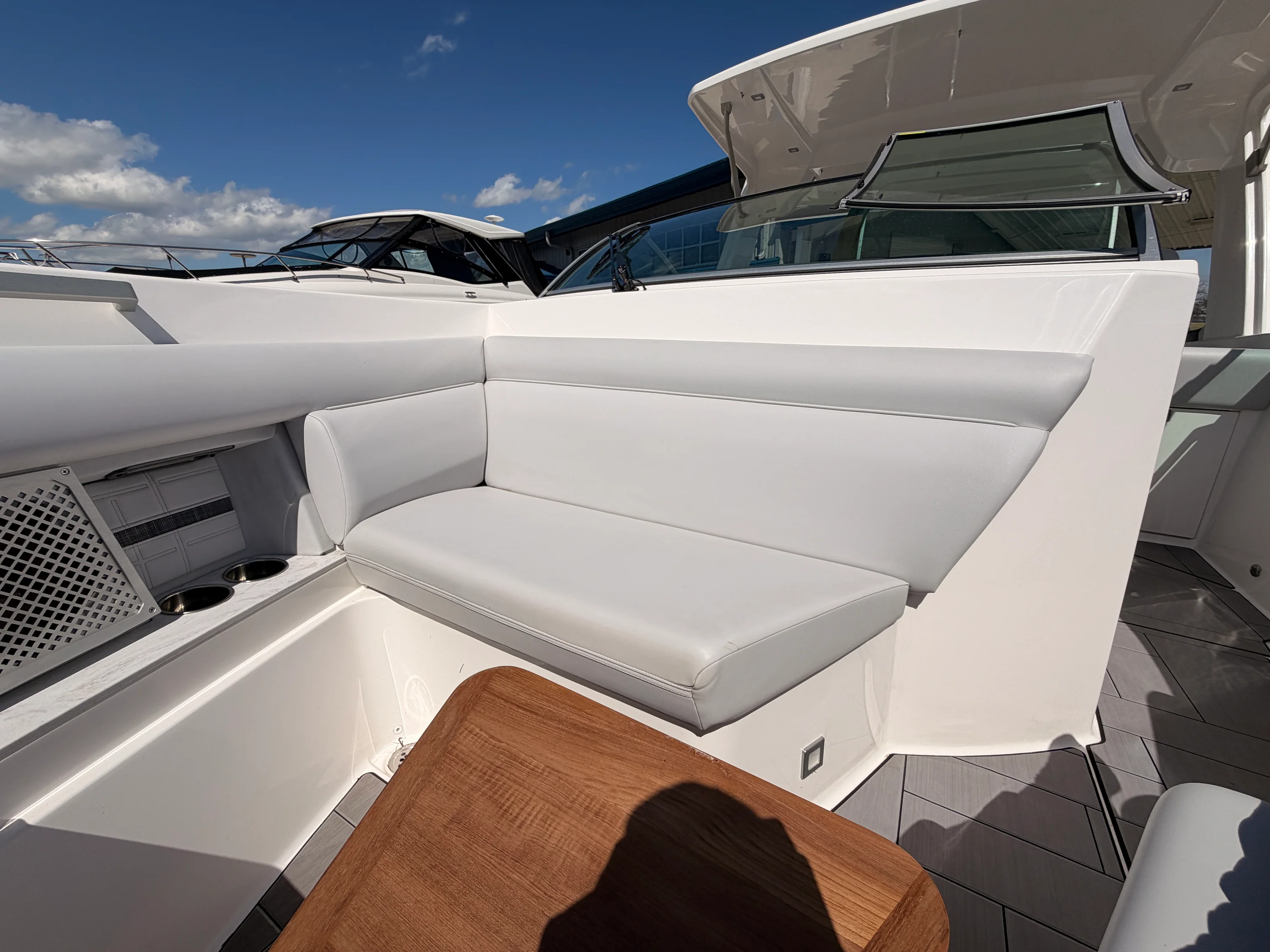 2025 Aviara AV32 Image Thumbnail #26