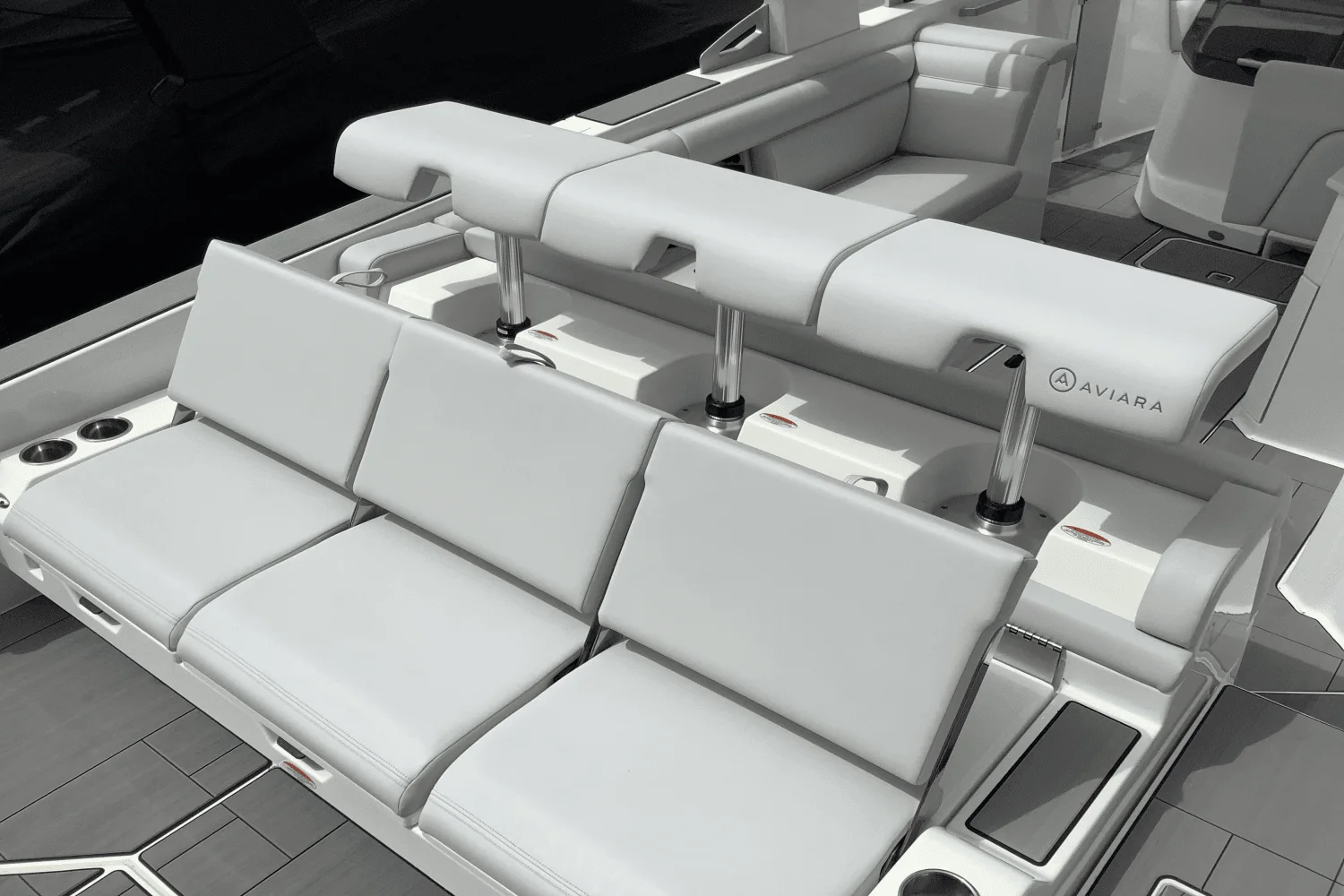 2025 Aviara AV32 Image Thumbnail #6