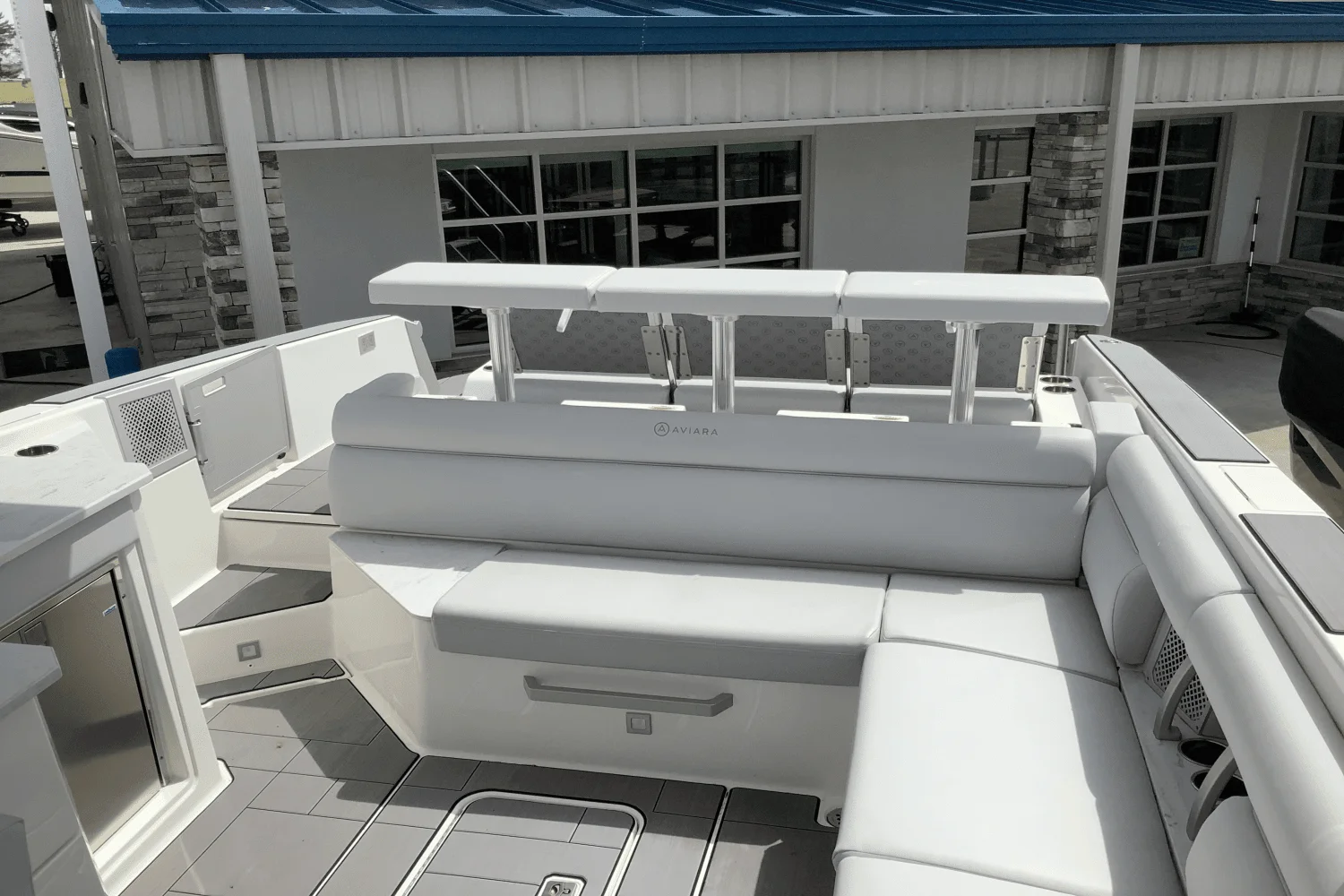 2025 Aviara AV32 Image Thumbnail #20