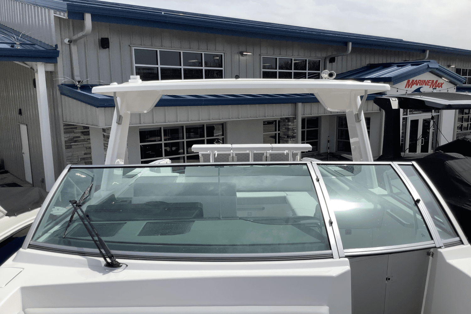 2025 Aviara AV32 Image Thumbnail #35